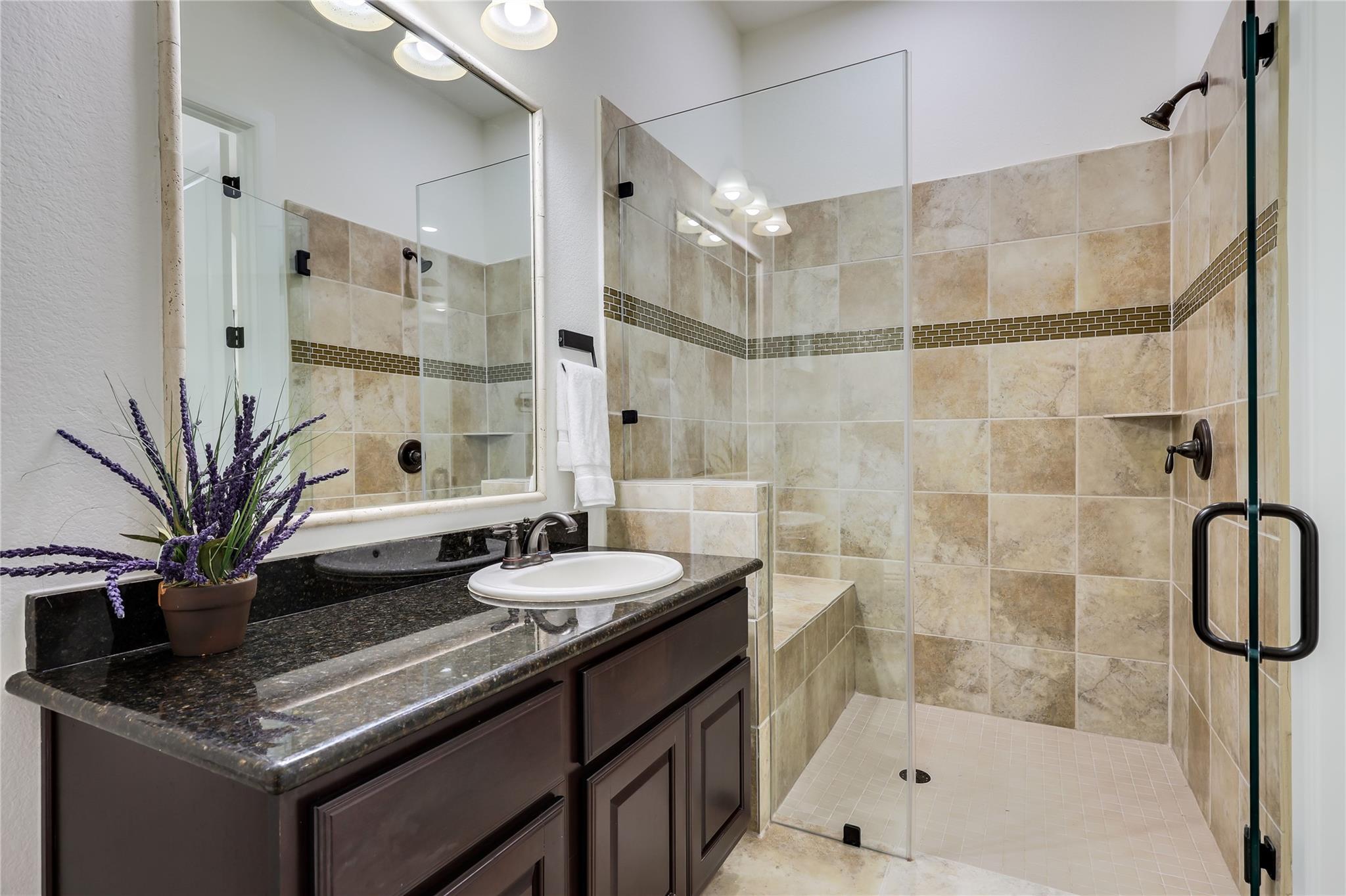 147 Bradshaw Dr, Austin, TX 78737