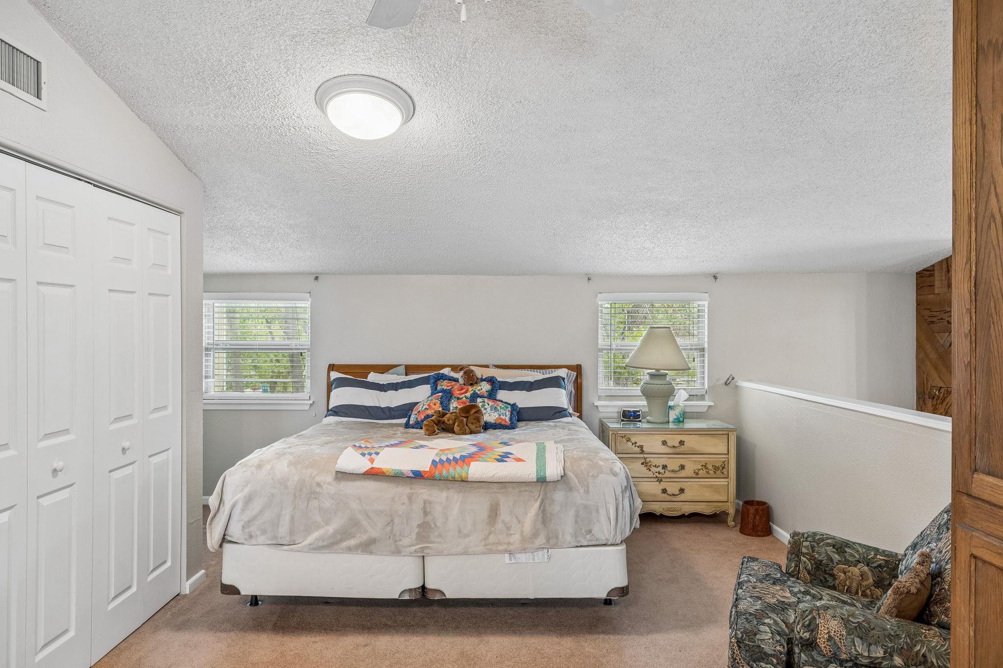 723 E Zipp Rd, New Braunfels, TX 78130