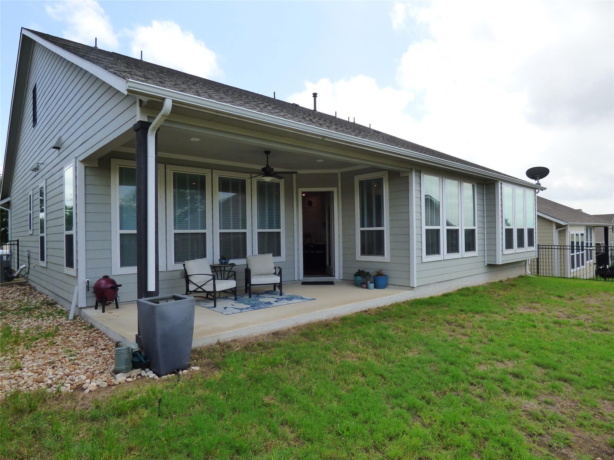 105 Corbin Ave, Georgetown, TX 78628