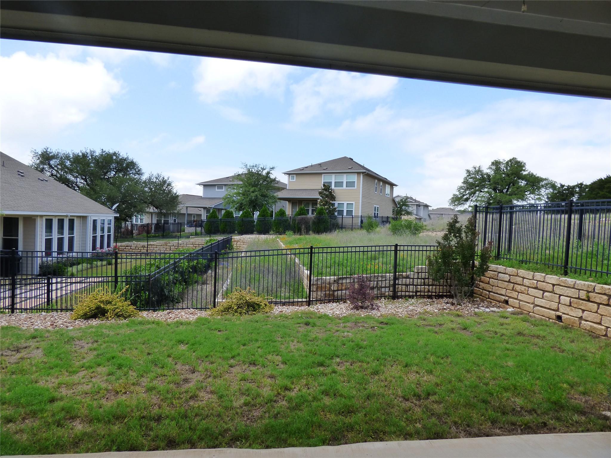 105 Corbin Ave, Georgetown, TX 78628