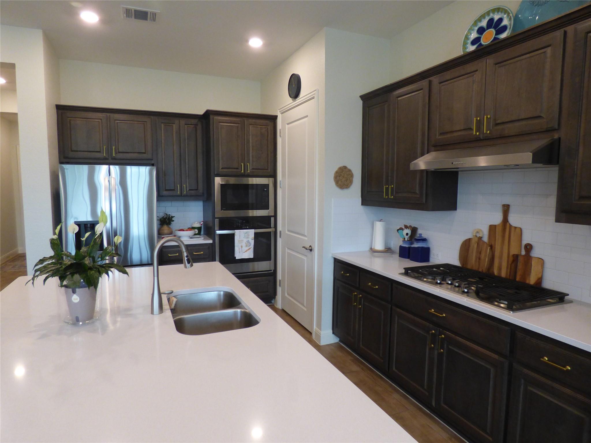 105 Corbin Ave, Georgetown, TX 78628