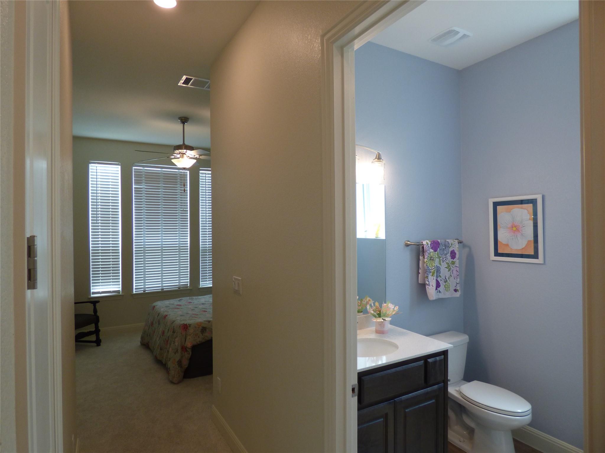 105 Corbin Ave, Georgetown, TX 78628