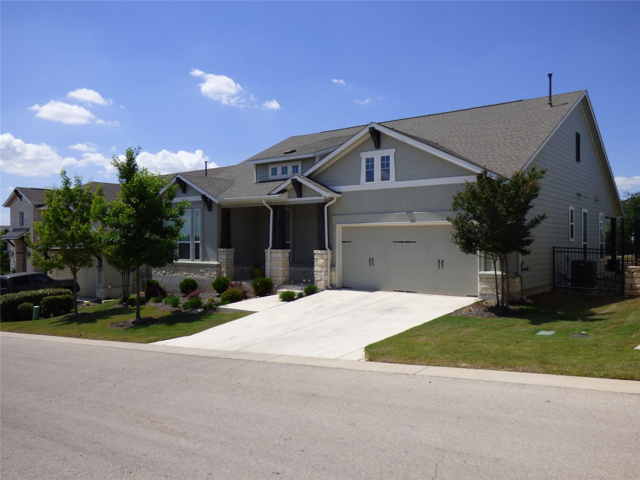 105 Corbin Ave, Georgetown, TX 78628