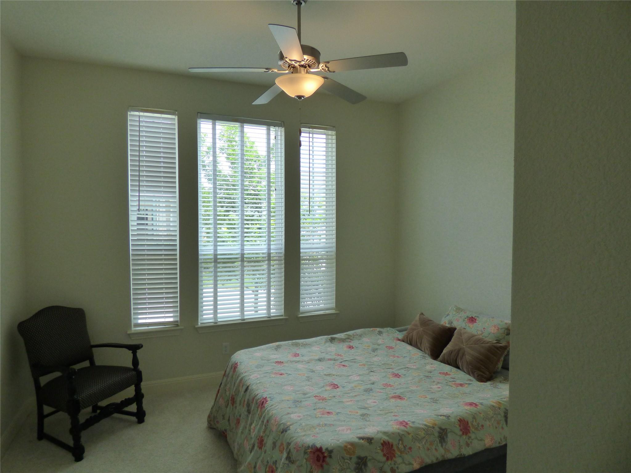 105 Corbin Ave, Georgetown, TX 78628