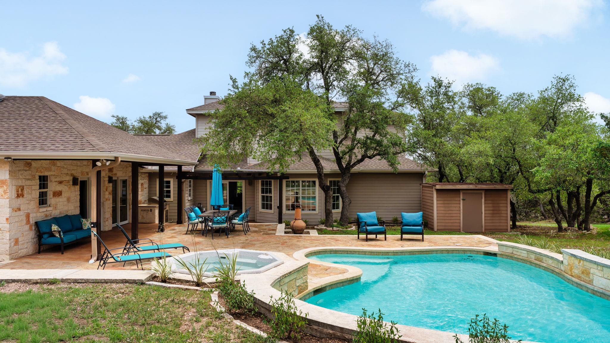 11008 West Cave Blvd, Dripping Springs, TX 78620