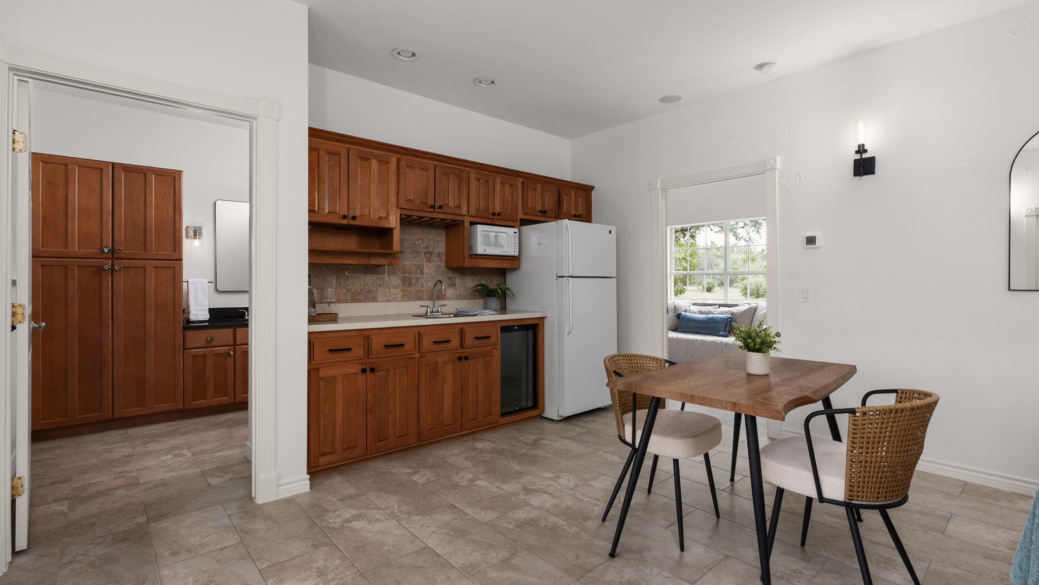 11008 West Cave Blvd, Dripping Springs, TX 78620