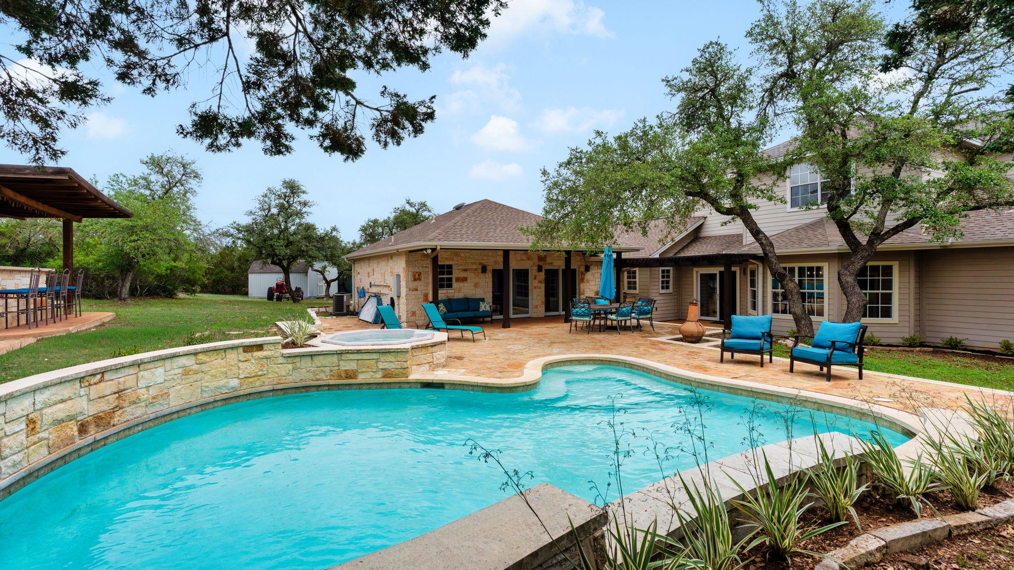 11008 West Cave Blvd, Dripping Springs, TX 78620