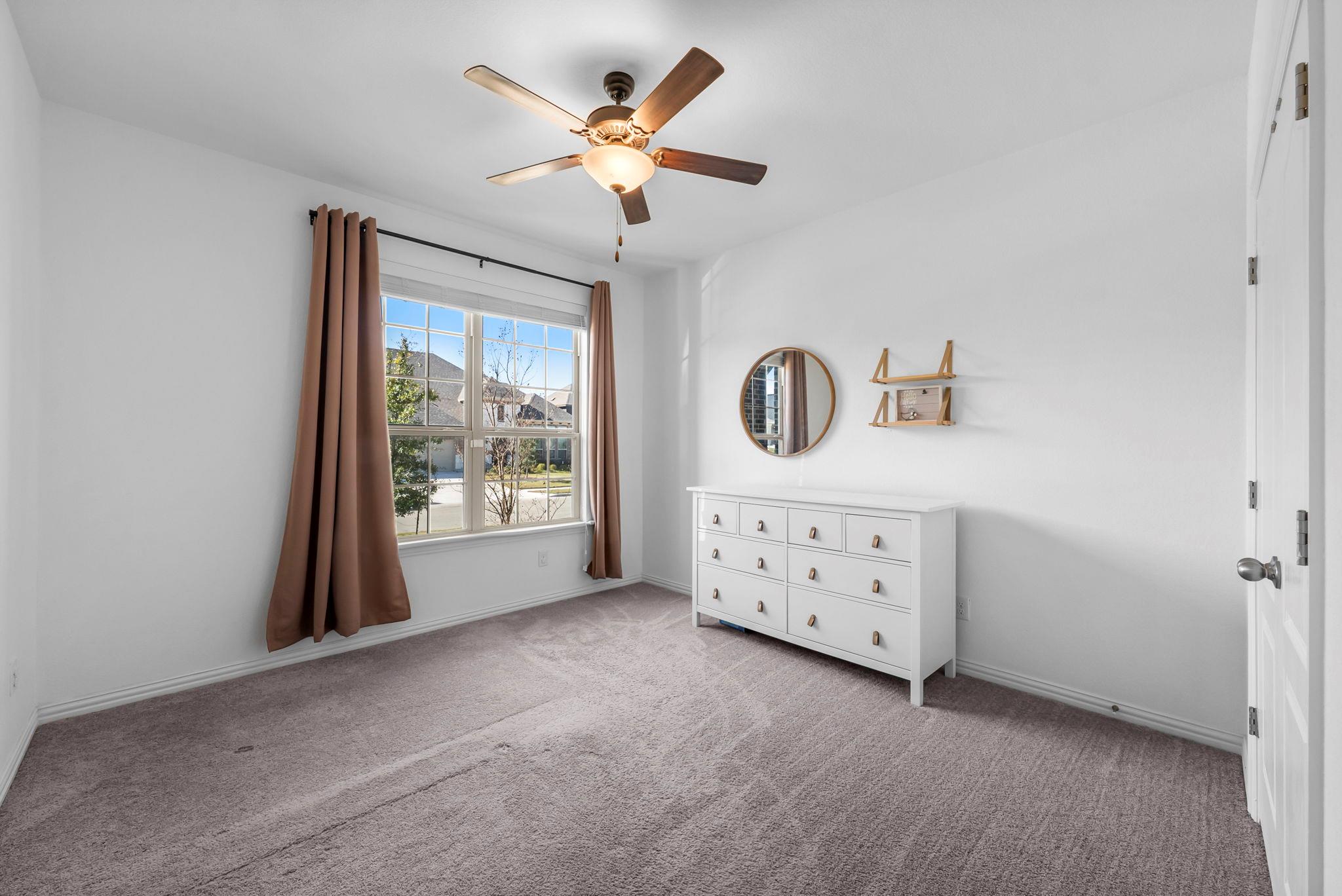 520 Landing Ln, Leander, TX 78641