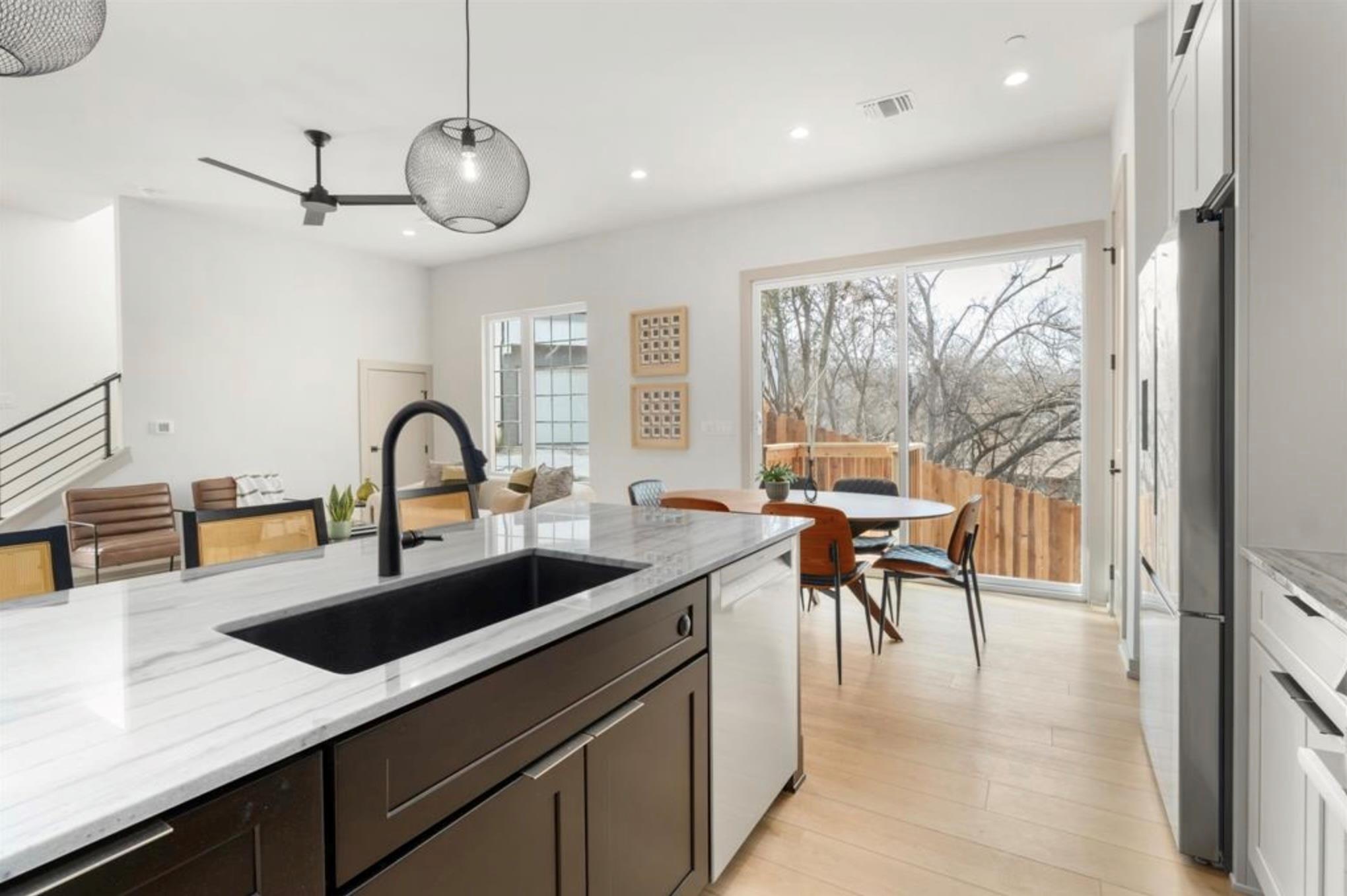 1736 Bunche Rd # B3, Austin, TX 78721