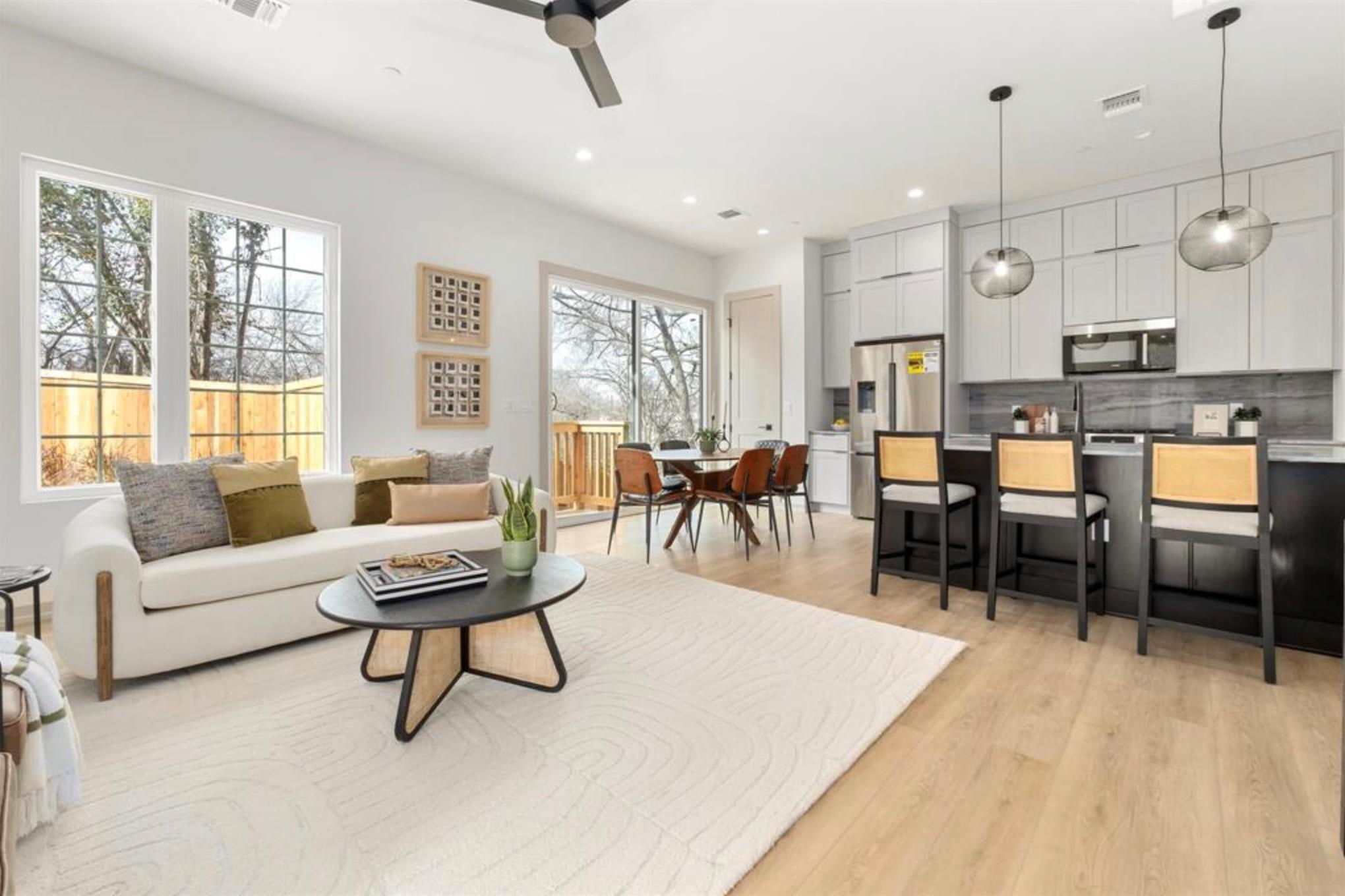 1736 Bunche Rd # B3, Austin, TX 78721