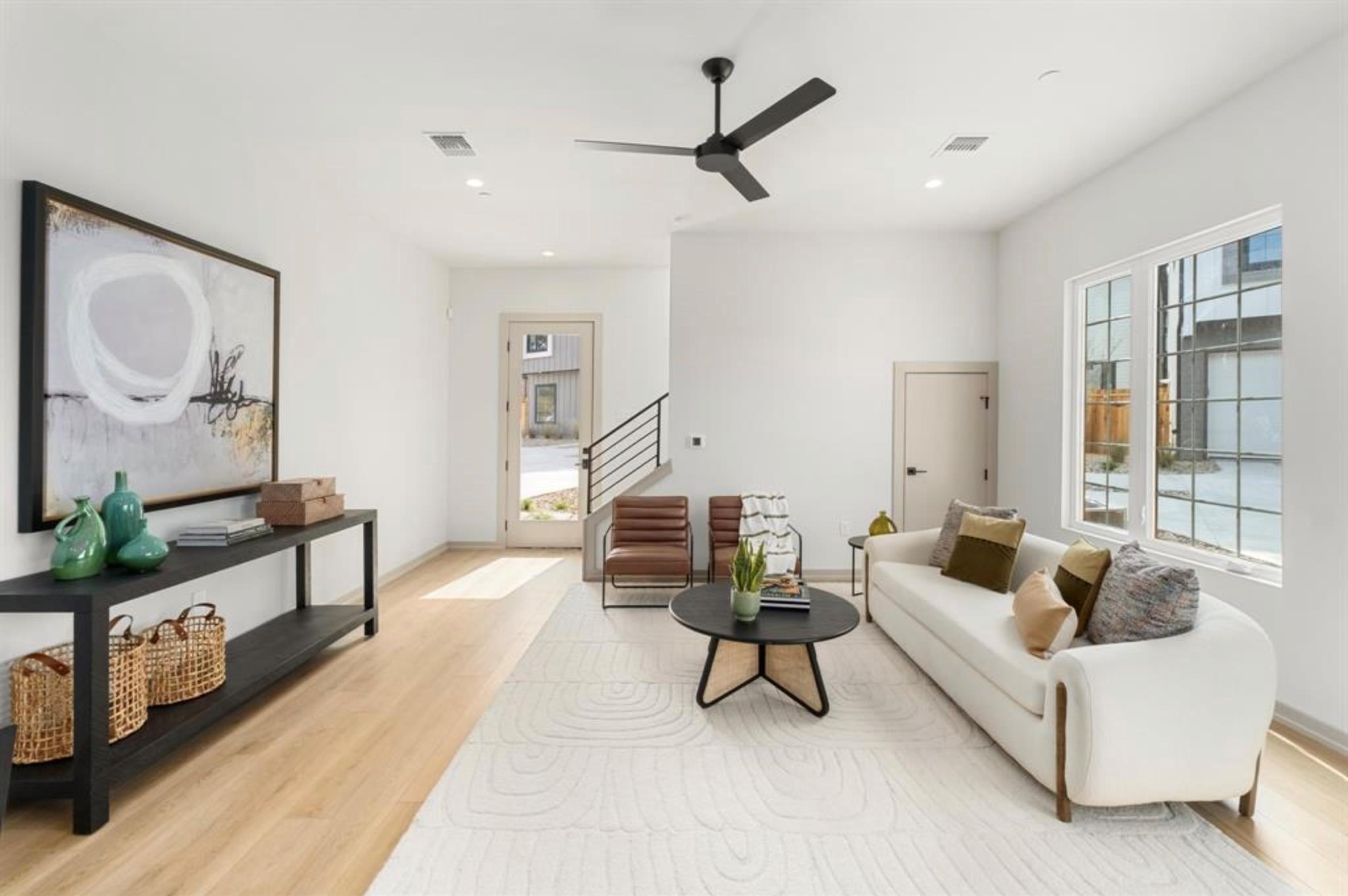 1736 Bunche Rd # B3, Austin, TX 78721