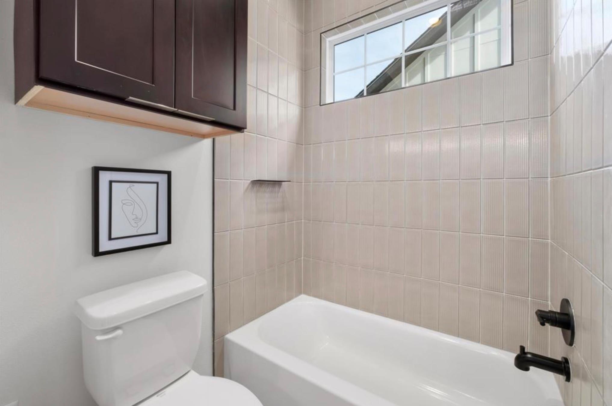 1736 Bunche Rd # B3, Austin, TX 78721