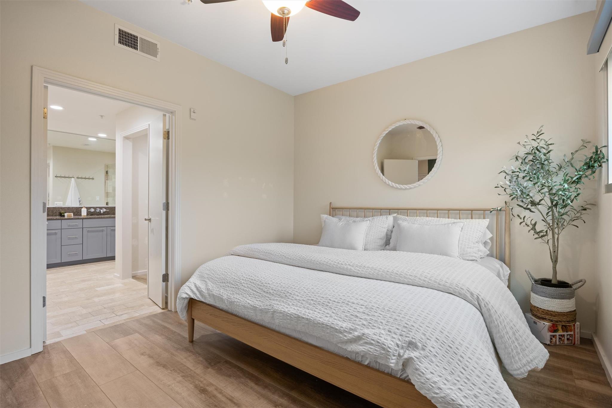 1600 Barton Springs Rd # 4205, Austin, TX 78704