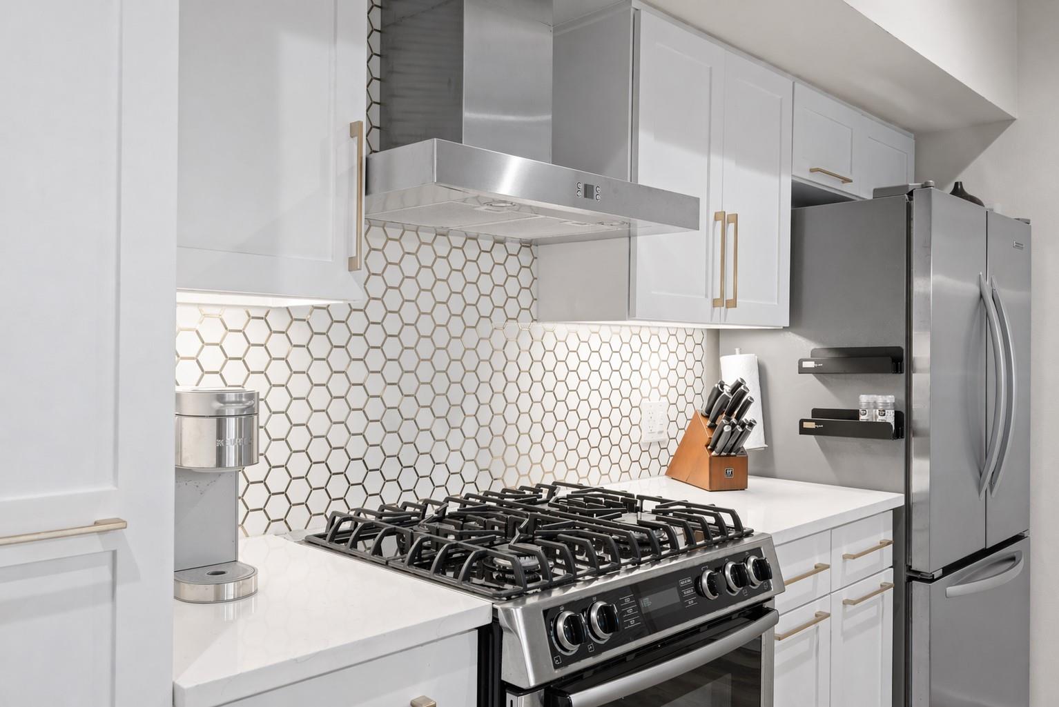 1600 Barton Springs Rd # 4205, Austin, TX 78704