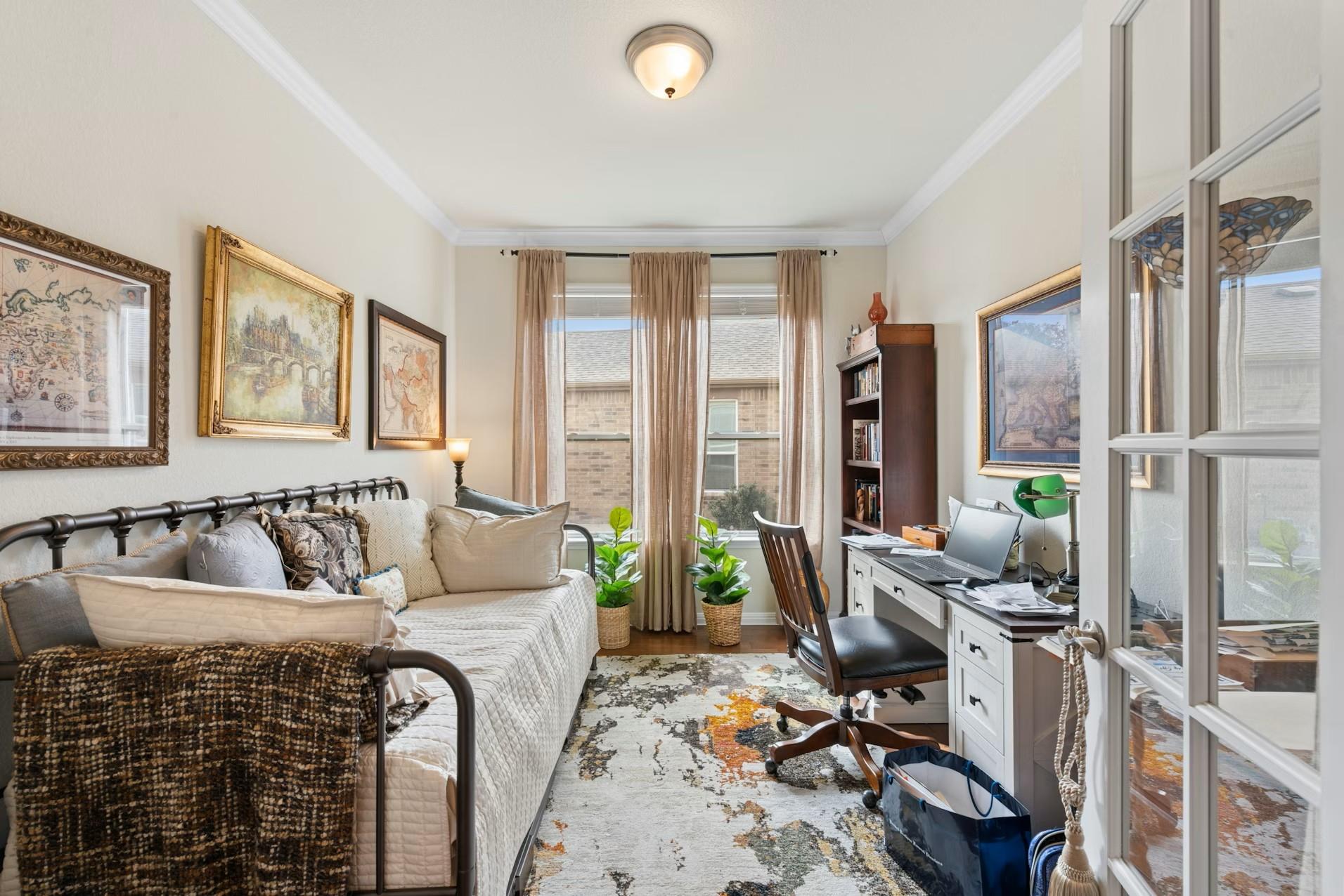 704 Archer Ln, Georgetown, TX 78633