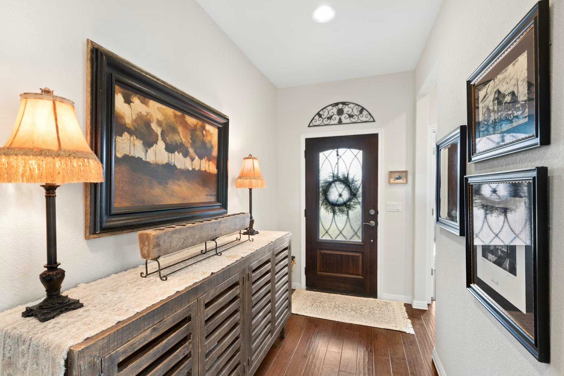 704 Archer Ln, Georgetown, TX 78633