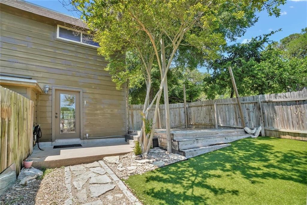 2000 Lightsey Rd # 1, Austin, TX 78704