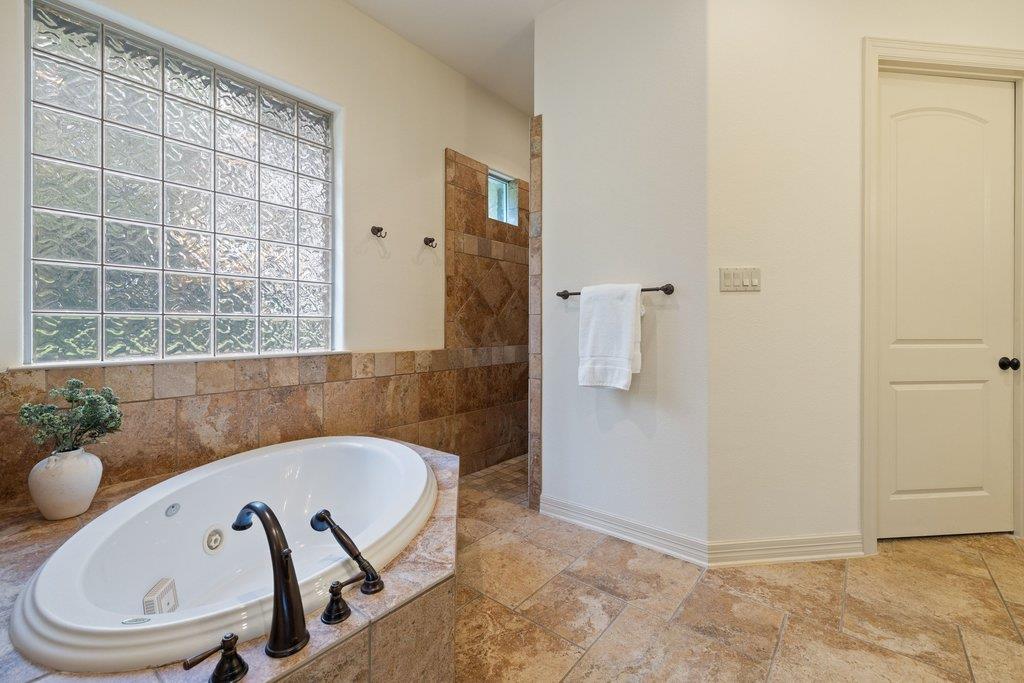 100 Portafino Ln, Georgetown, TX 78633