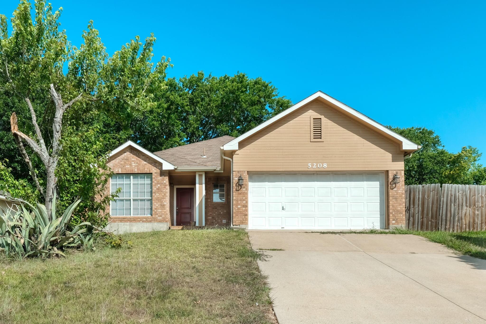 5208 Walnut Grove Ct, Austin, TX 78744