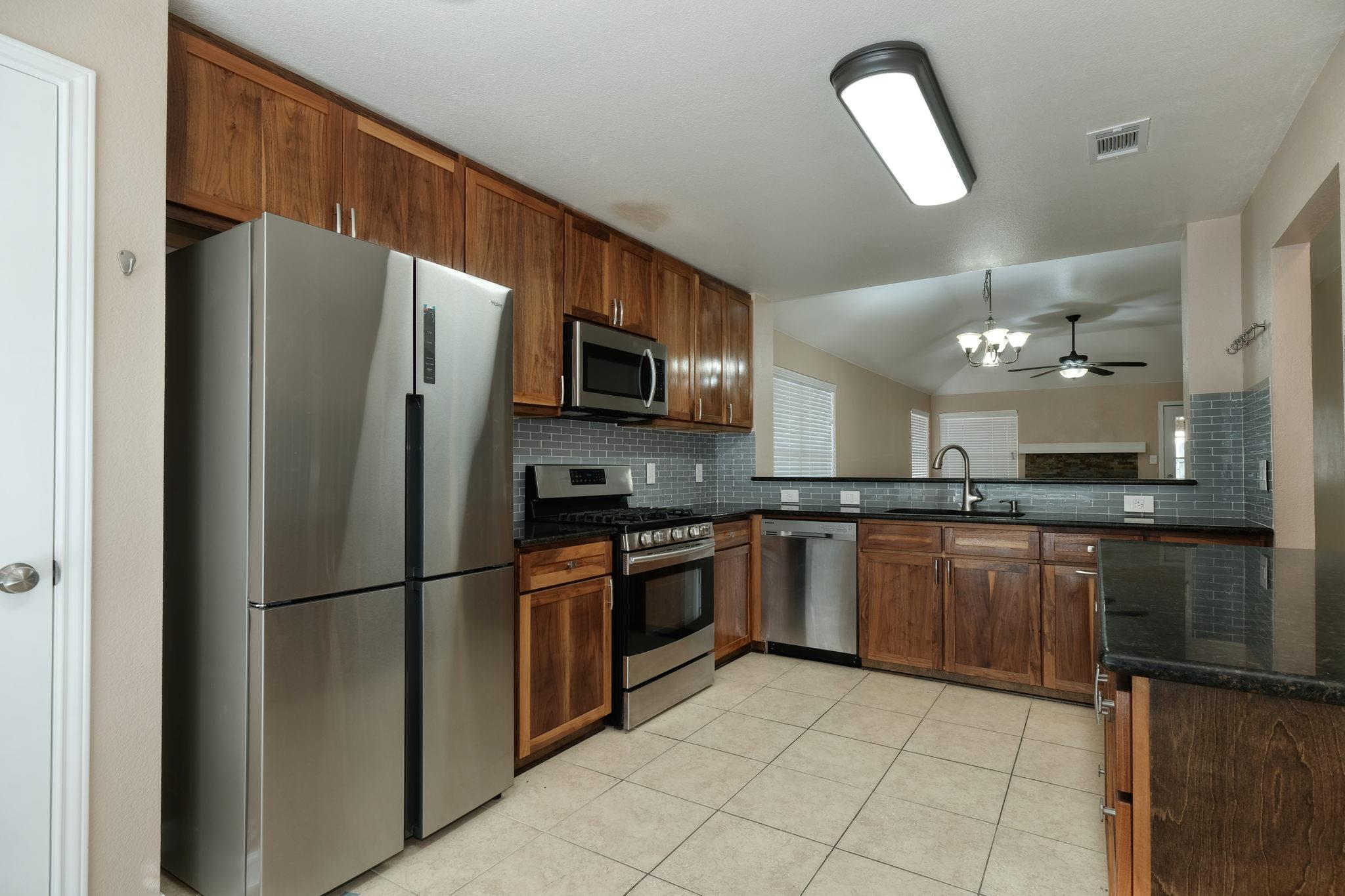 5208 Walnut Grove Ct, Austin, TX 78744