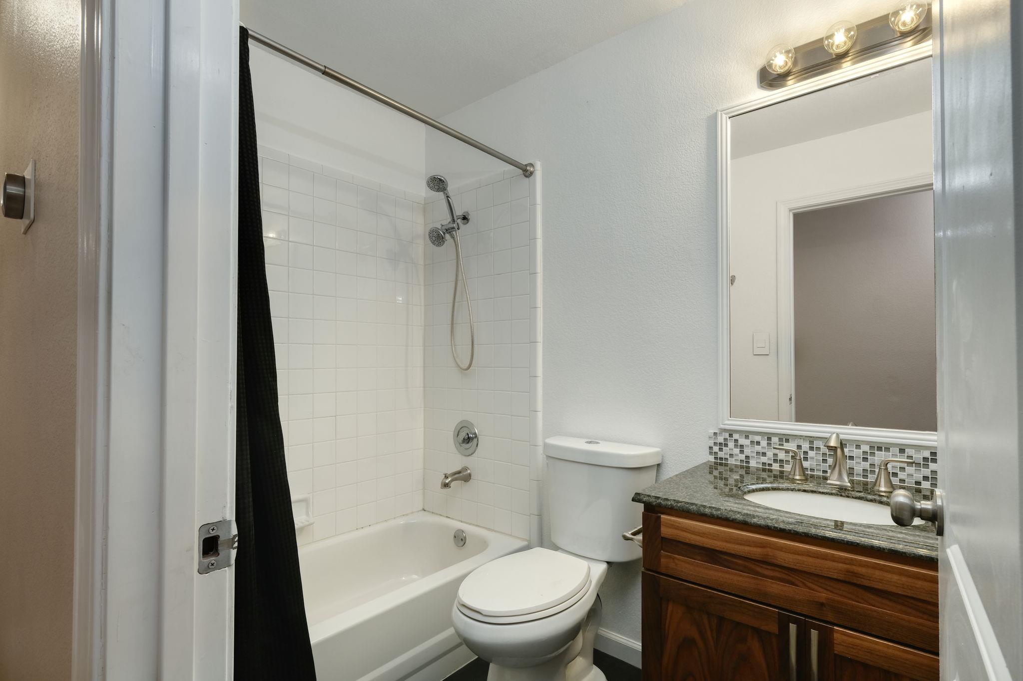 5208 Walnut Grove Ct, Austin, TX 78744