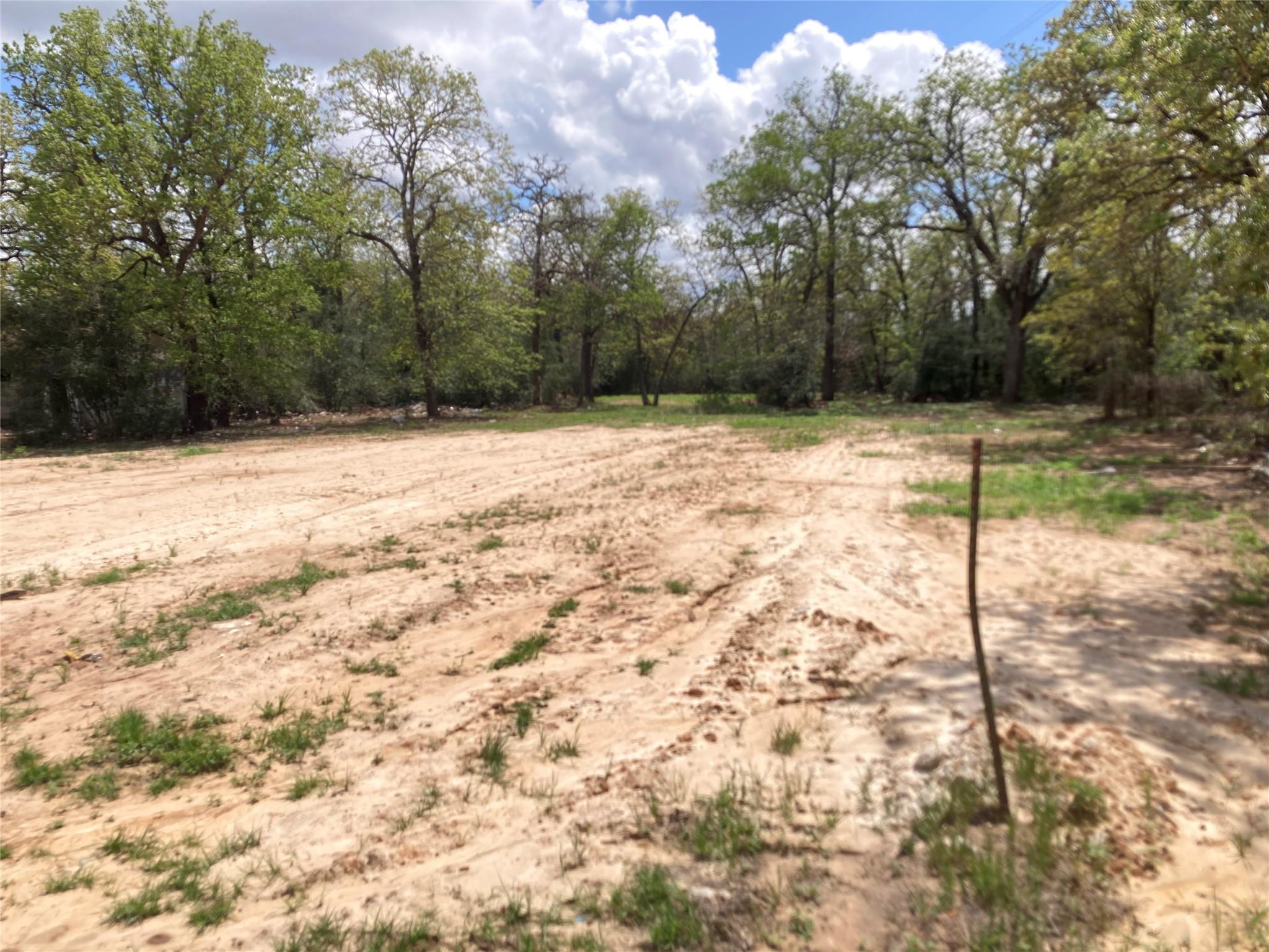 314 Green Oaks Dr # Lot 14-B, Bastrop, TX 78602