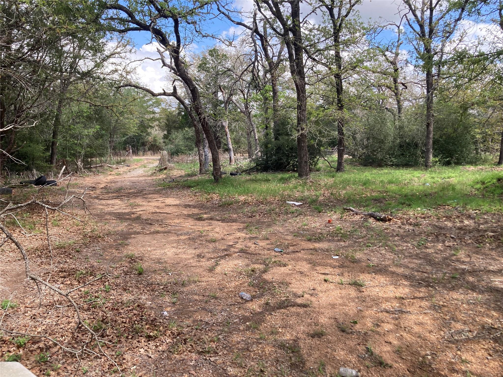 314 Green Oaks Dr # Lot 14-B, Bastrop, TX 78602