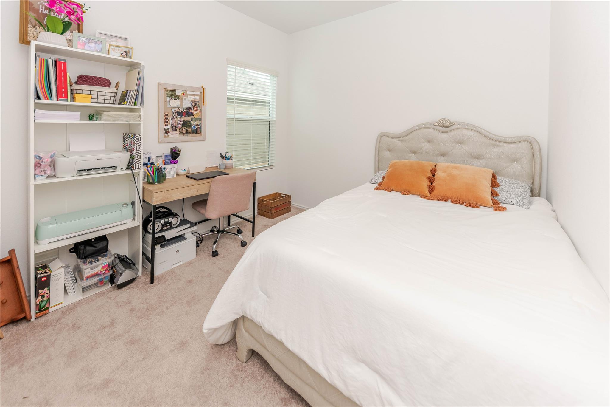 1135 Catfish Ln, Bastrop, TX 78602