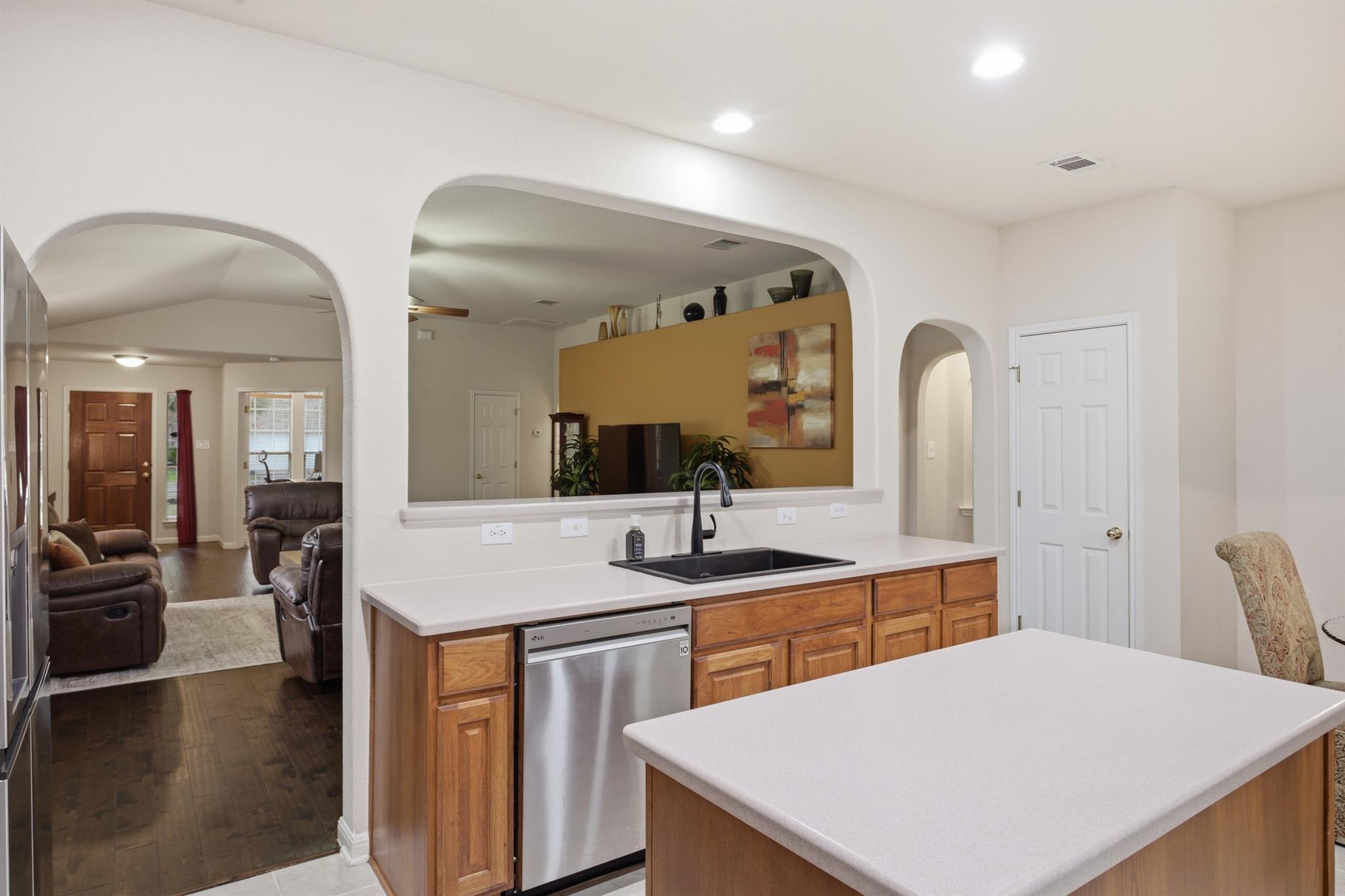 2801 Stirrup Cv, Leander, TX 78641