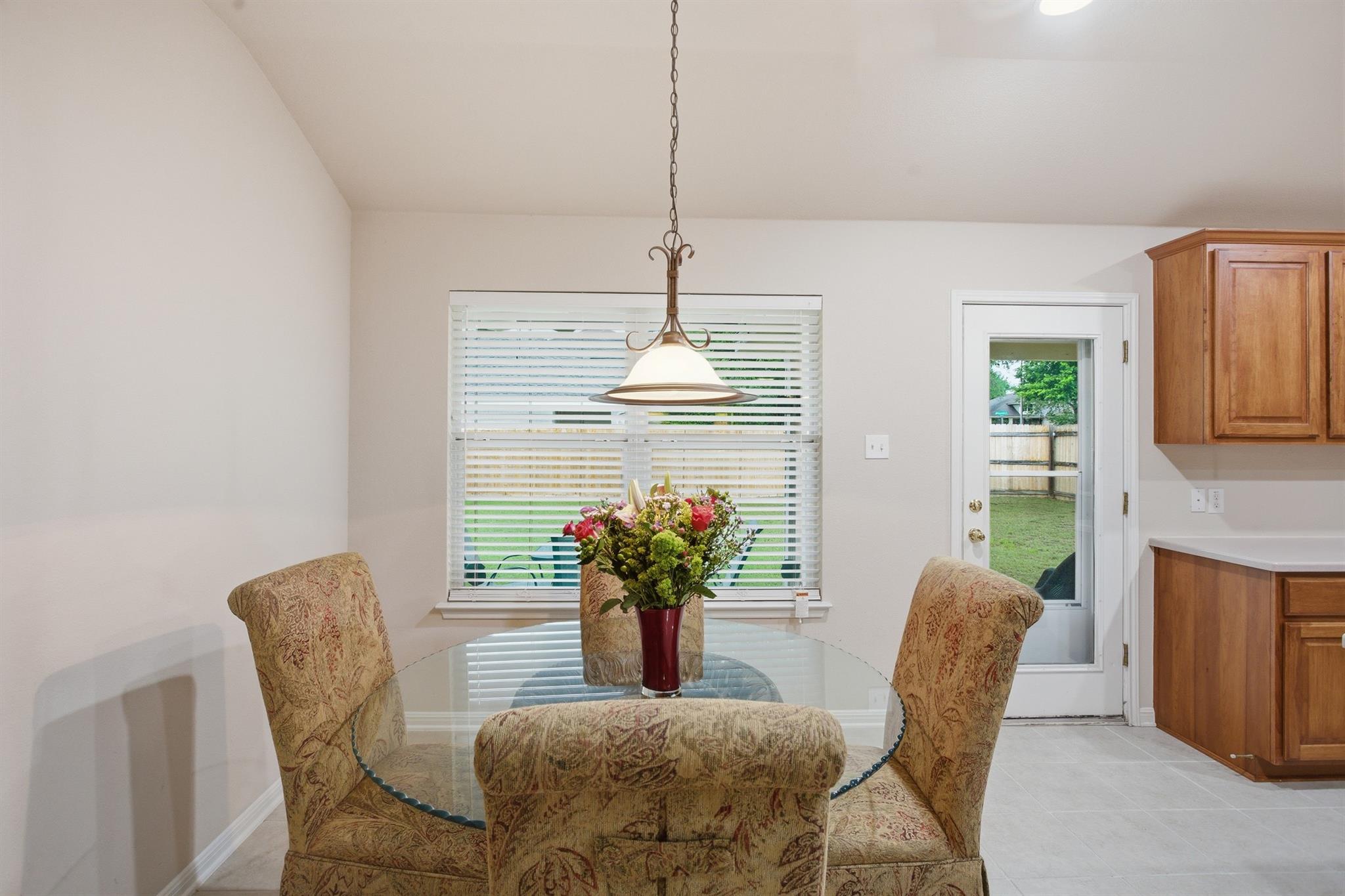 2801 Stirrup Cv, Leander, TX 78641