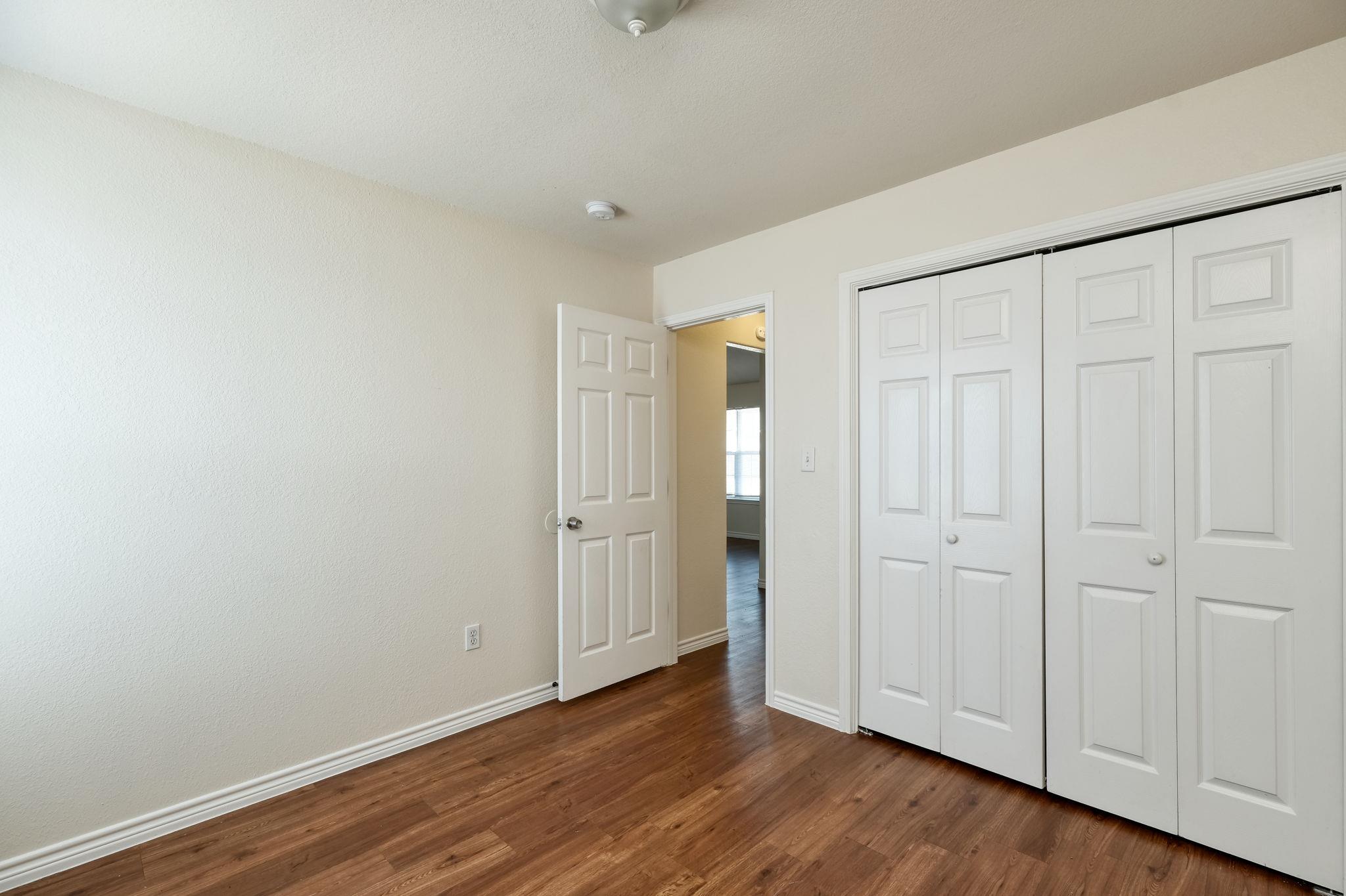 108 Live Oak Cir, Bertram, TX 78605