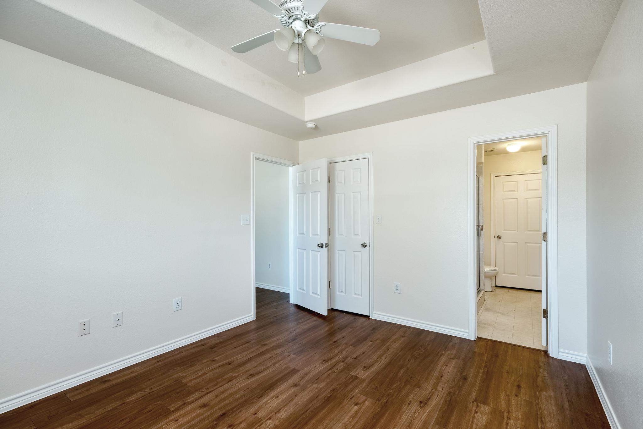 108 Live Oak Cir, Bertram, TX 78605