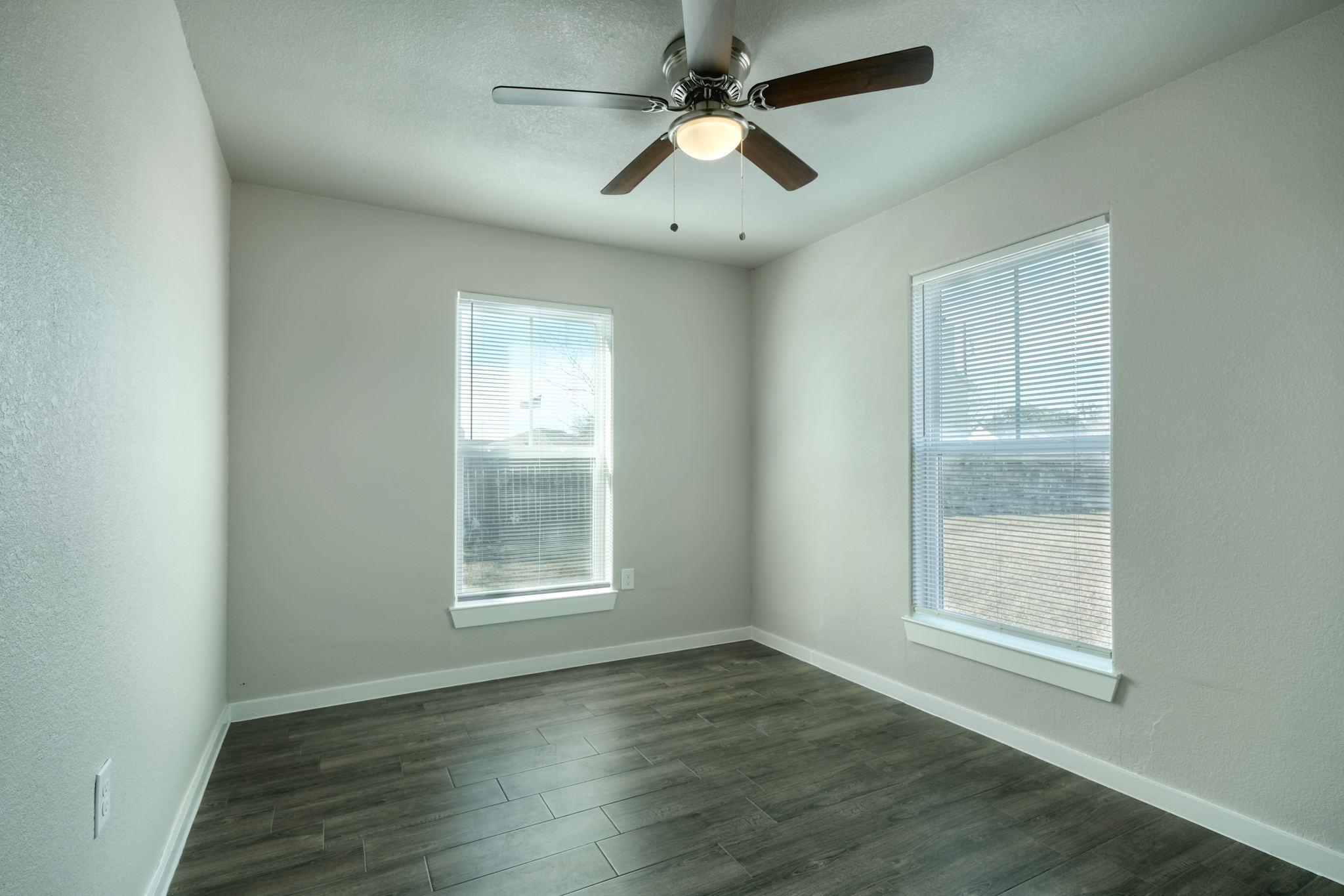 520 W FM 243, Bertram, TX 78605