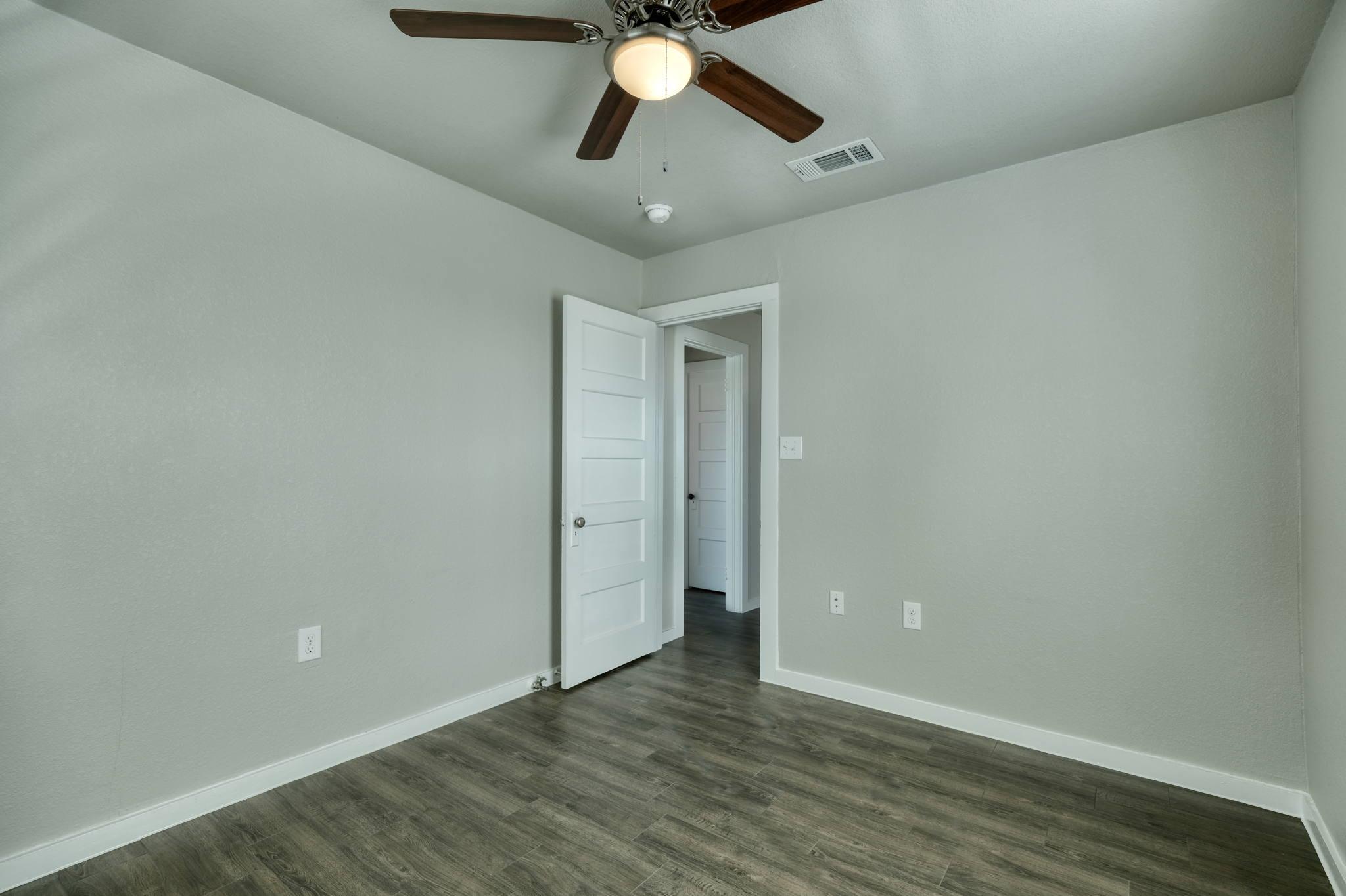 520 W FM 243, Bertram, TX 78605