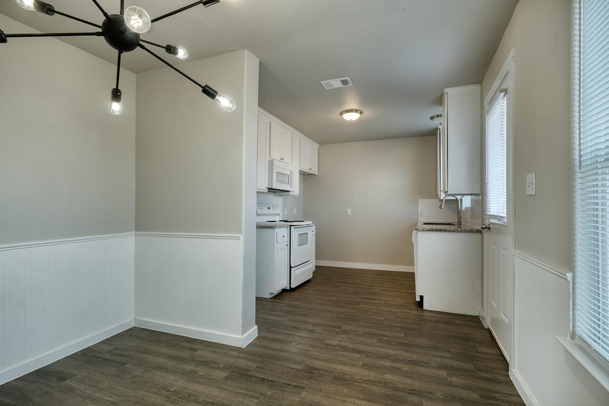 520 W FM 243, Bertram, TX 78605