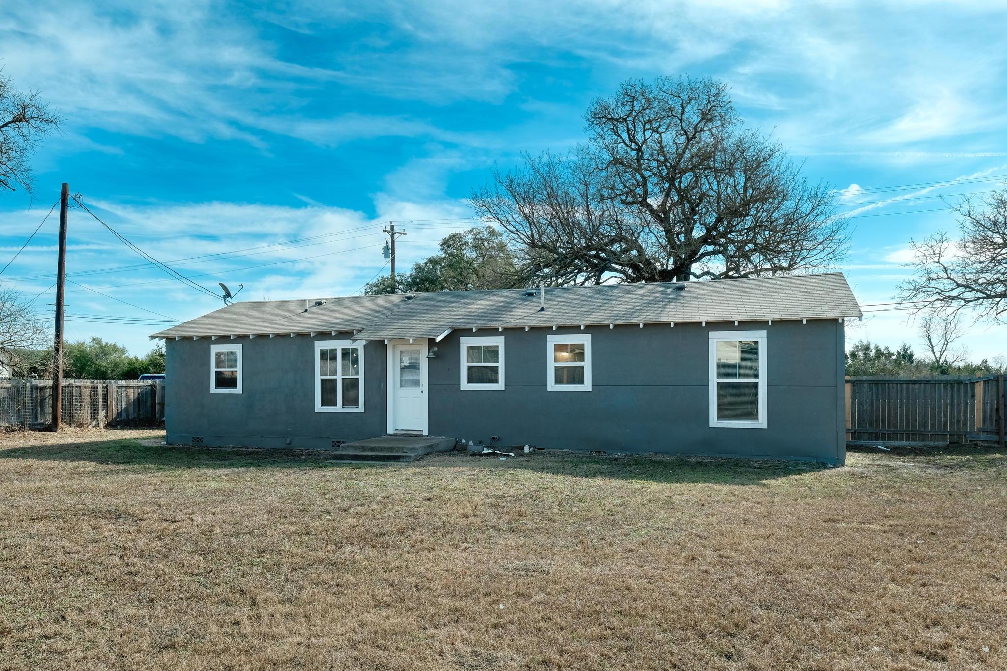 520 W FM 243, Bertram, TX 78605