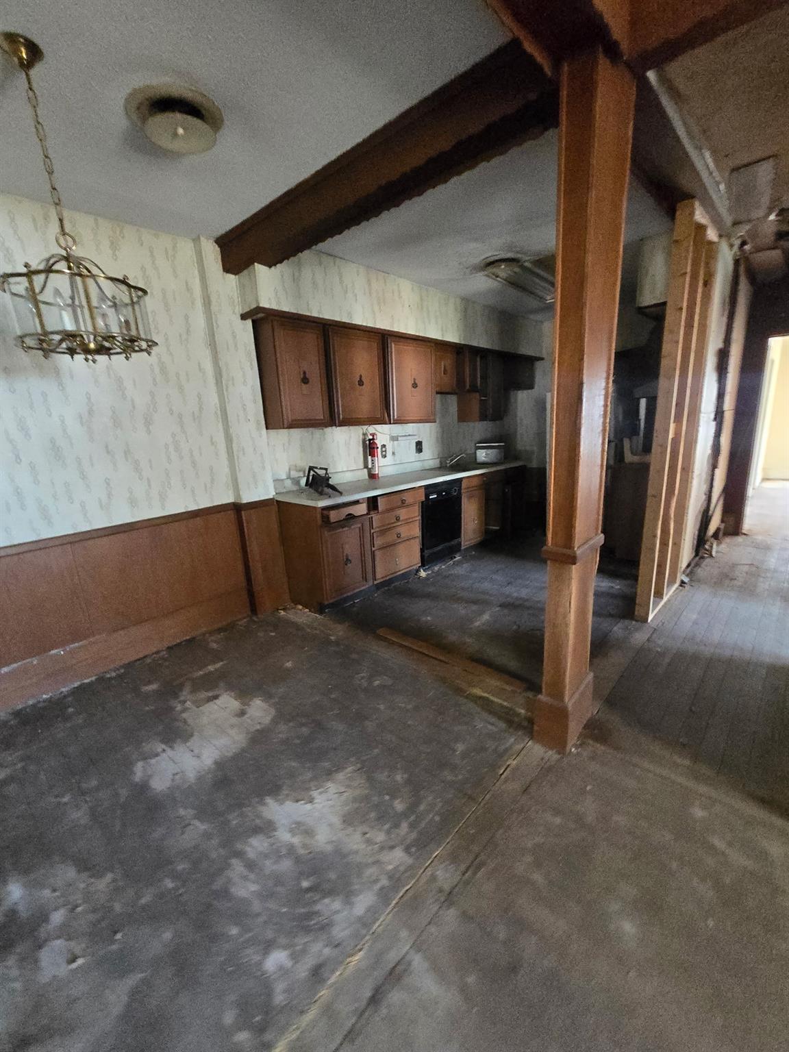 501 Green St, Rockdale, TX 76567