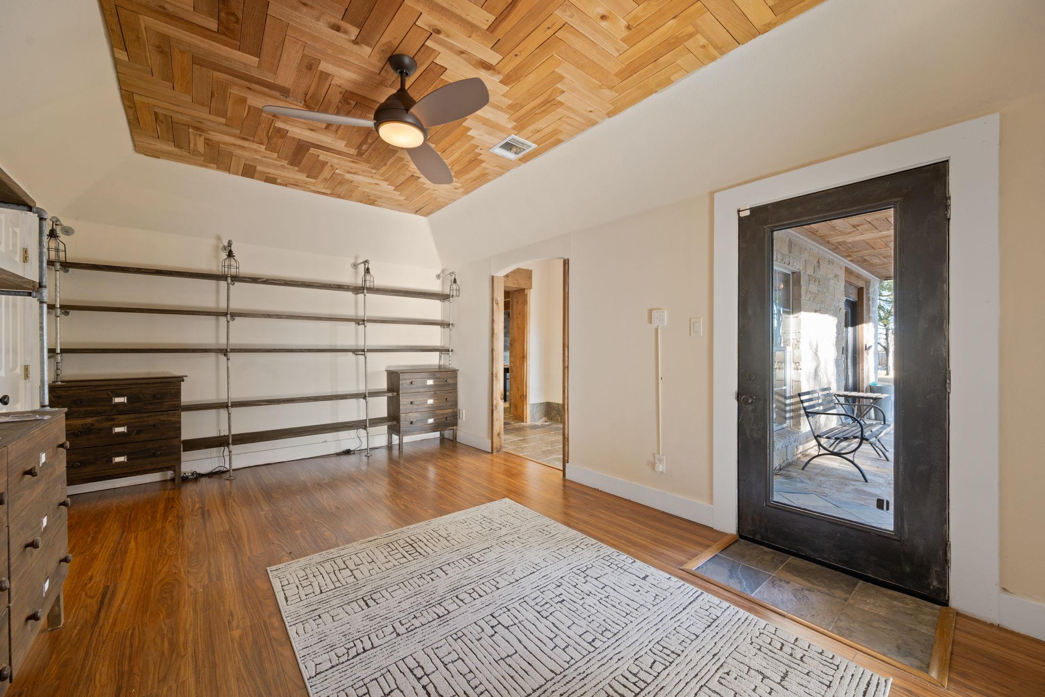 158 Uriah Dr, Elgin, TX 78621