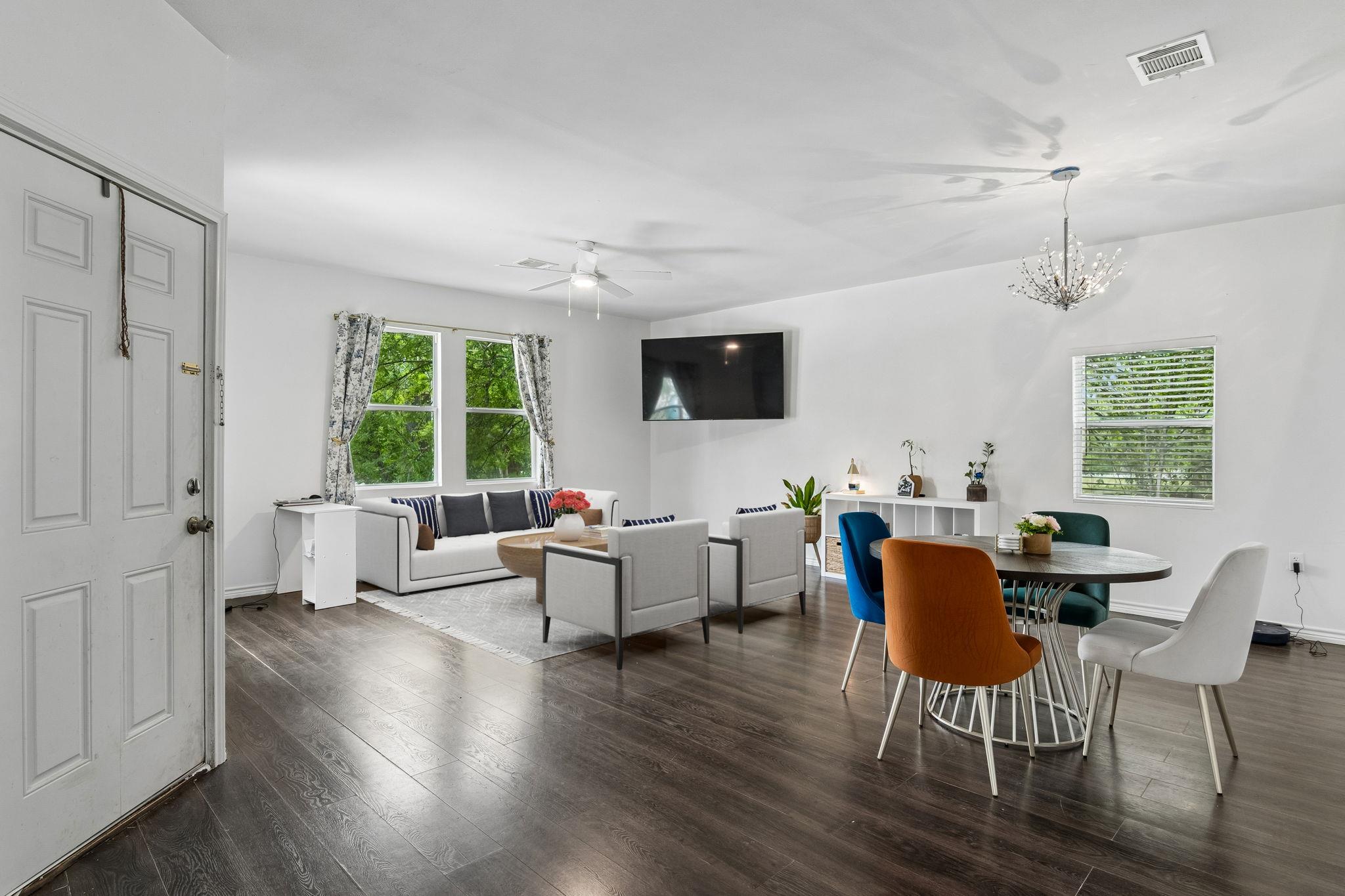 810 Lamar St, Luling, TX 78648