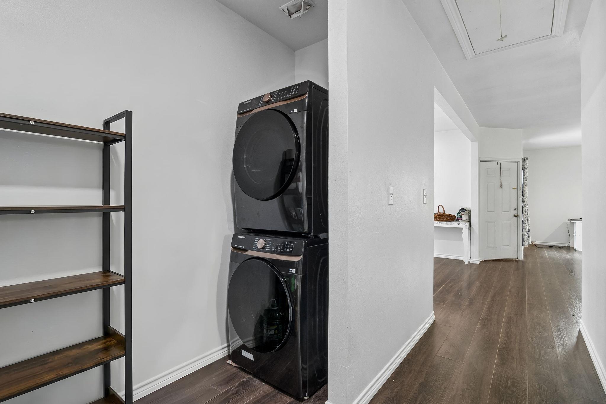 810 Lamar St, Luling, TX 78648