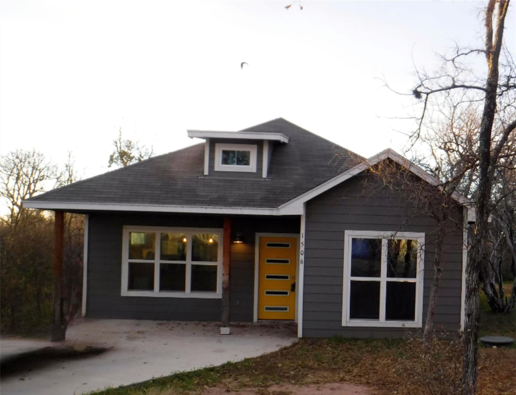 1506 Packsaddle Trl, Kingsland, TX 78639