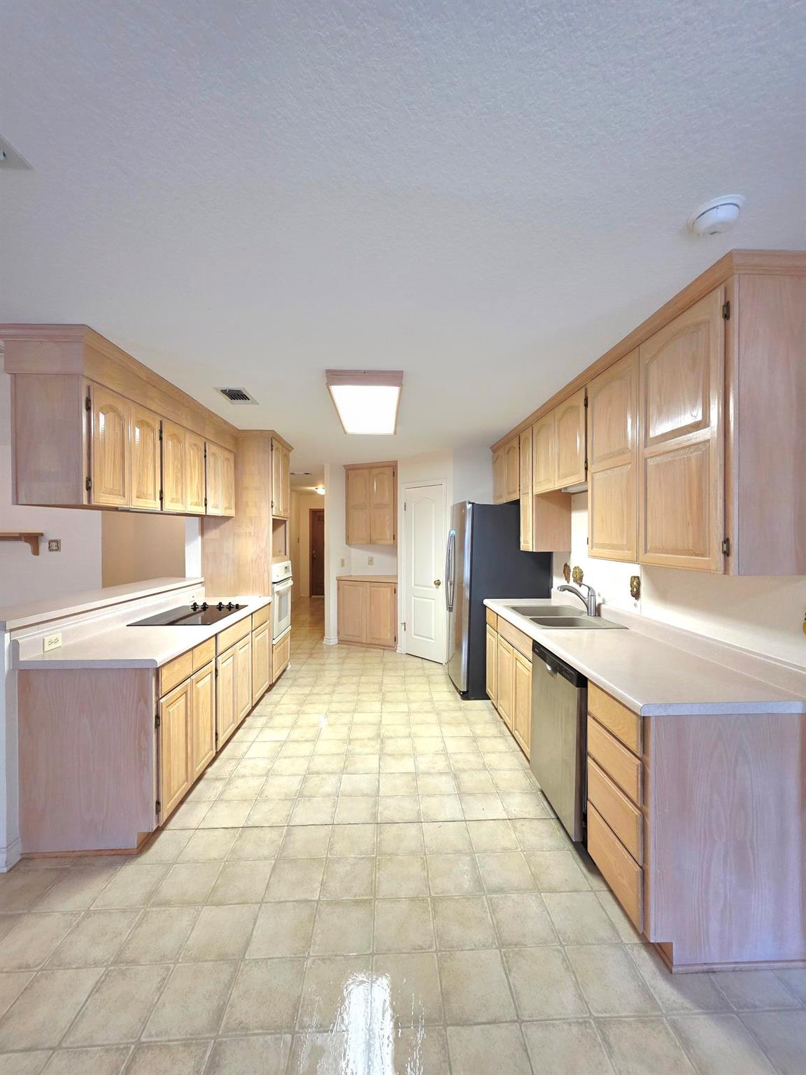 651 Purple Sage Dr, Seguin, TX 78155