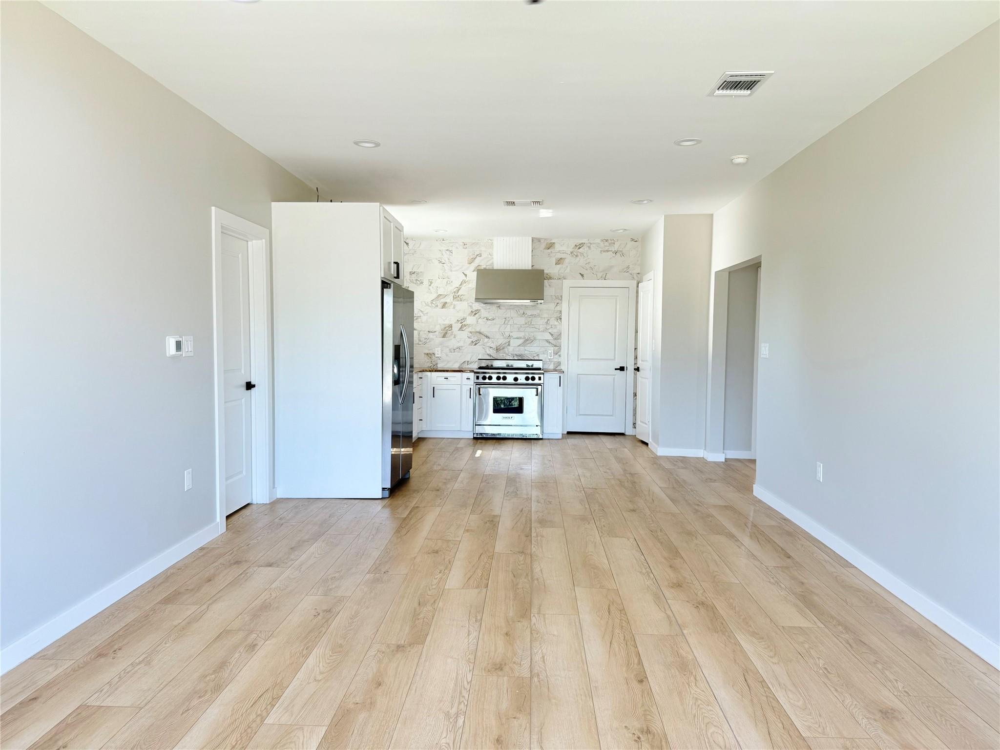 100 W Caskey St, Florence, TX 76527