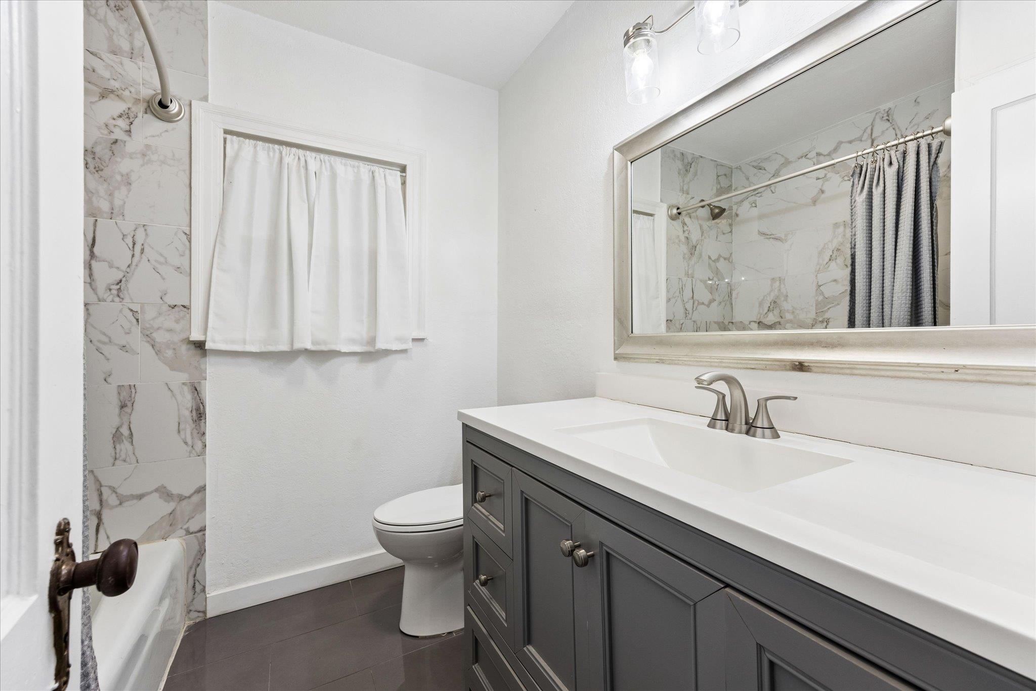 1002 Ellingson Ln, Austin, TX 78751