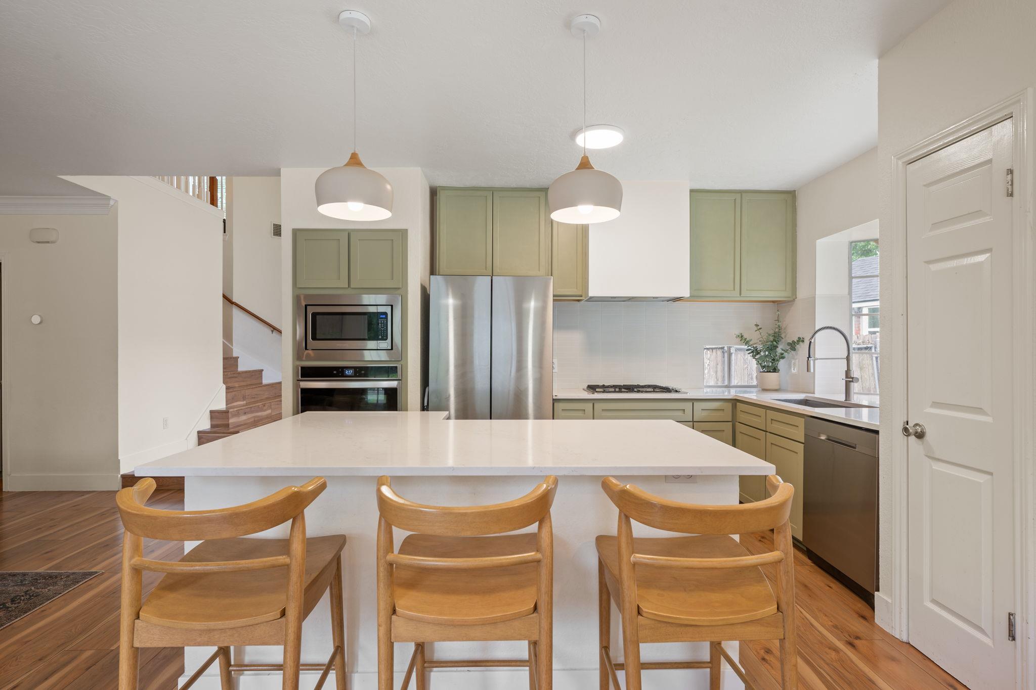 16922 Dorman Dr, Round Rock, TX 78681