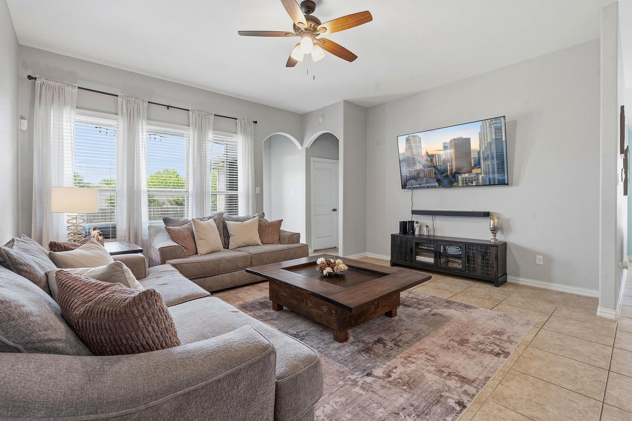 145 Plantain Dr, Hutto, TX 78634