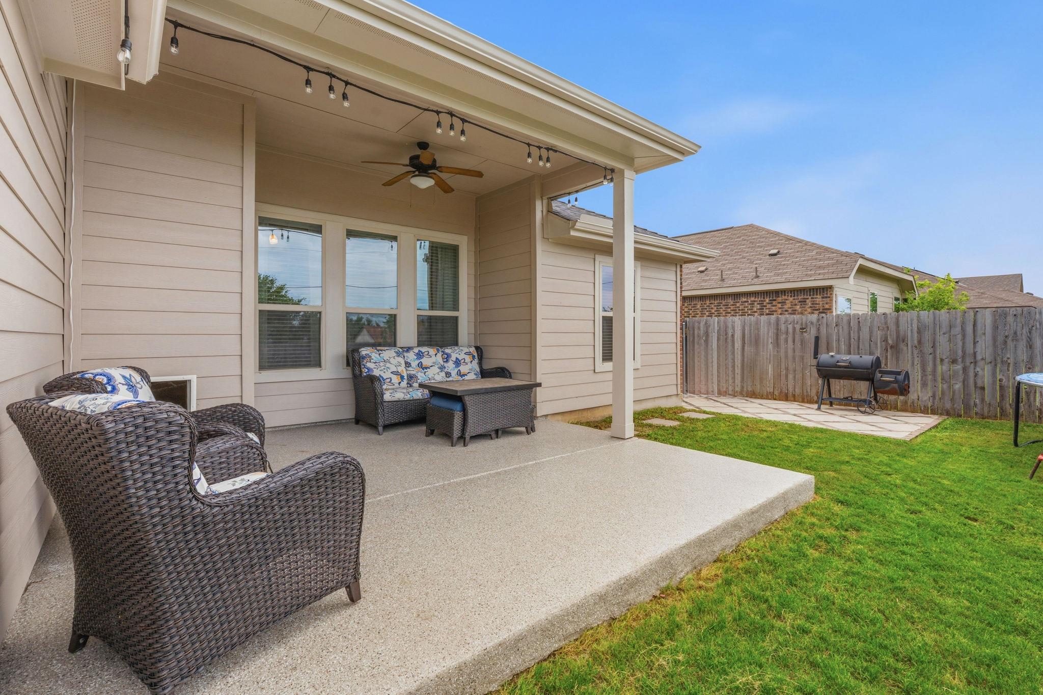 145 Plantain Dr, Hutto, TX 78634