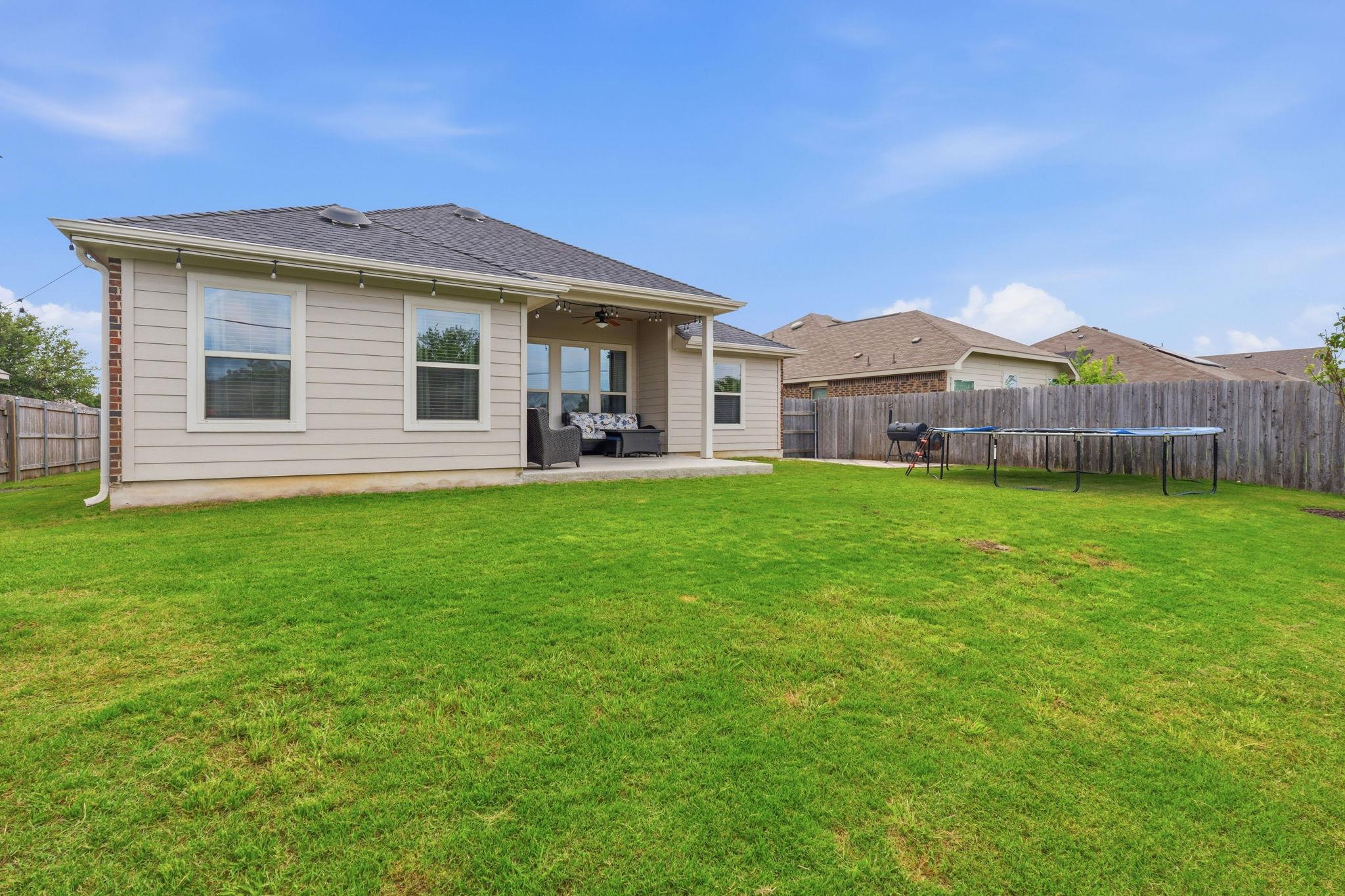 145 Plantain Dr, Hutto, TX 78634