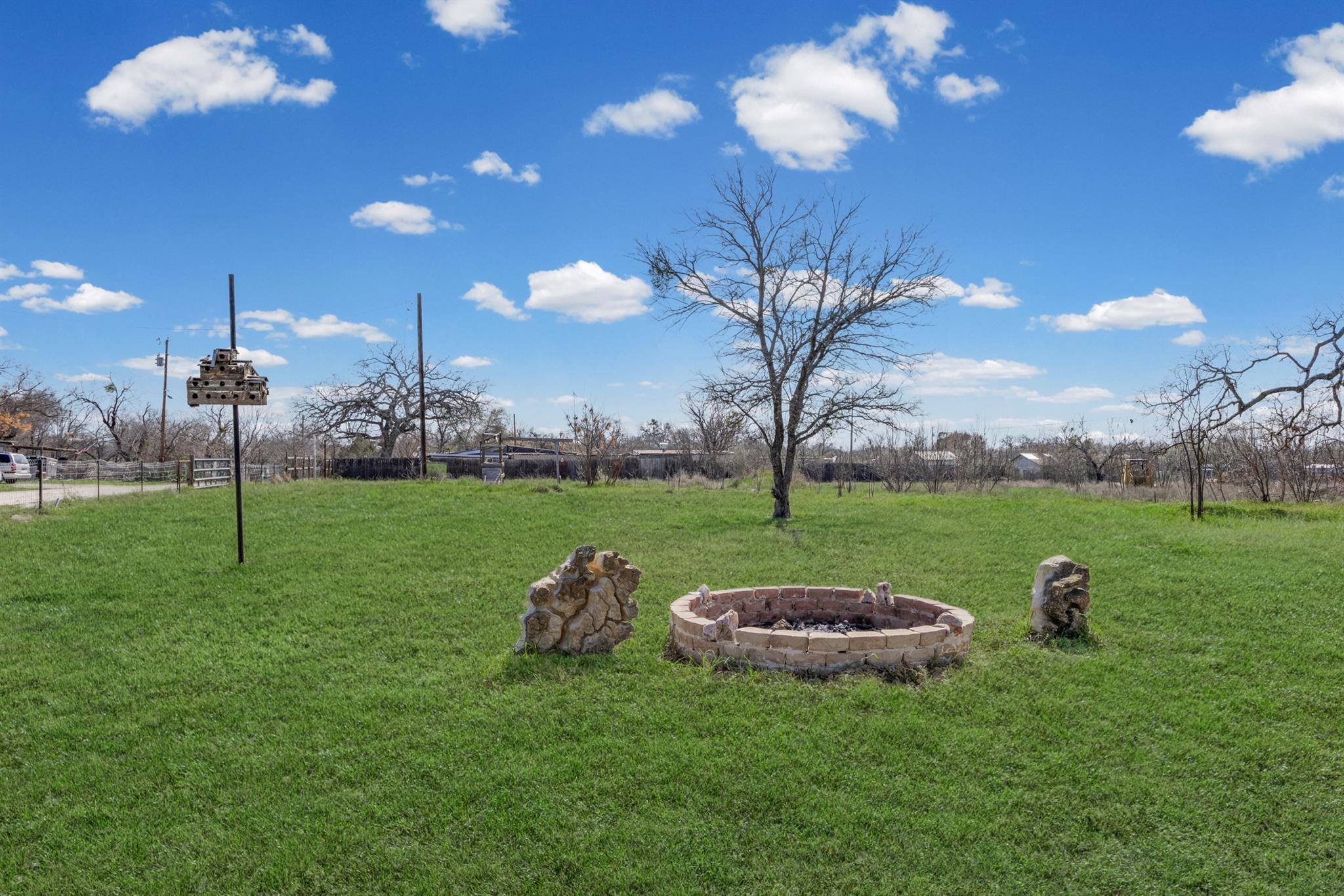 1418 Kingshill Dr, Granite Shoals, TX 78654