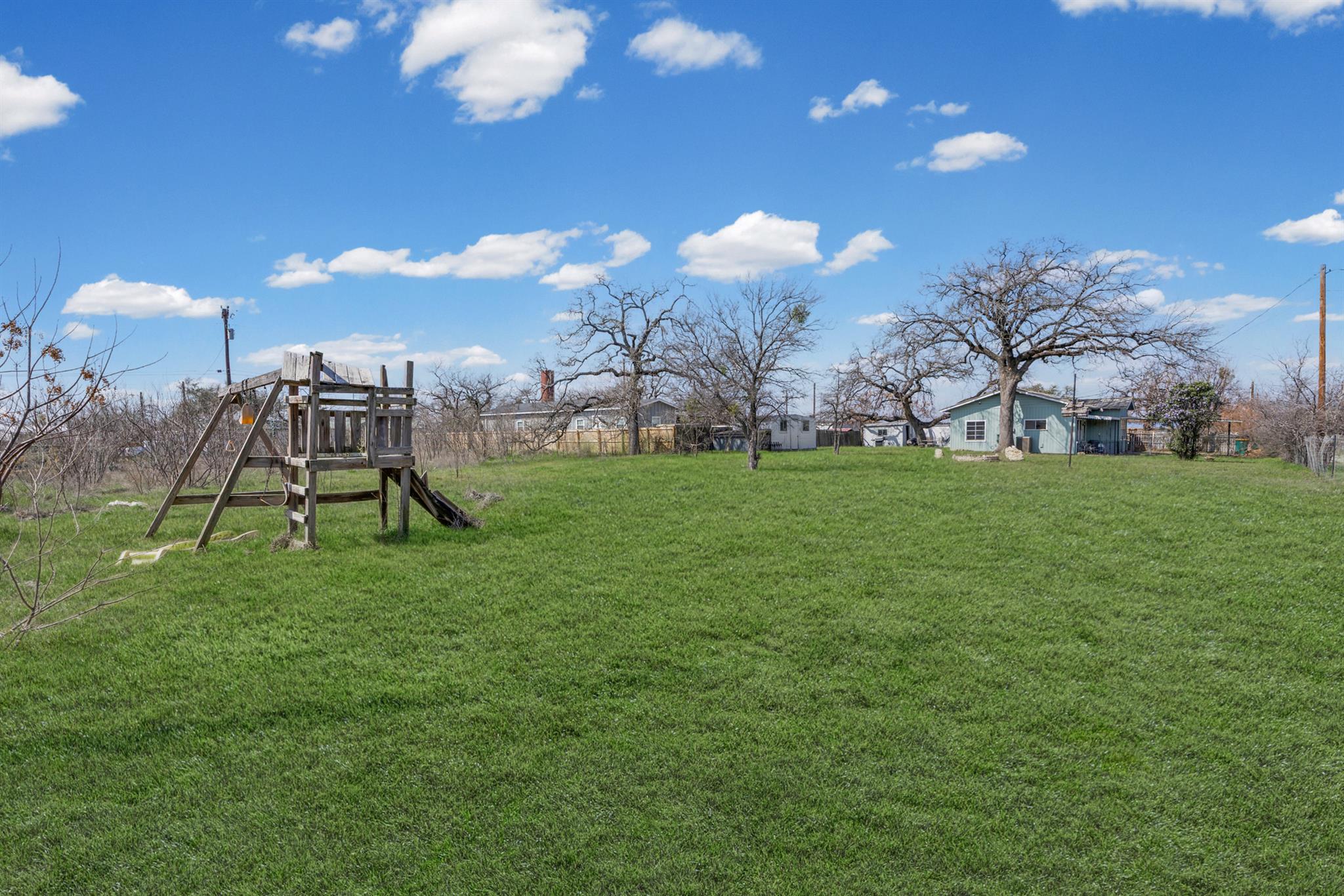 1418 Kingshill Dr, Granite Shoals, TX 78654